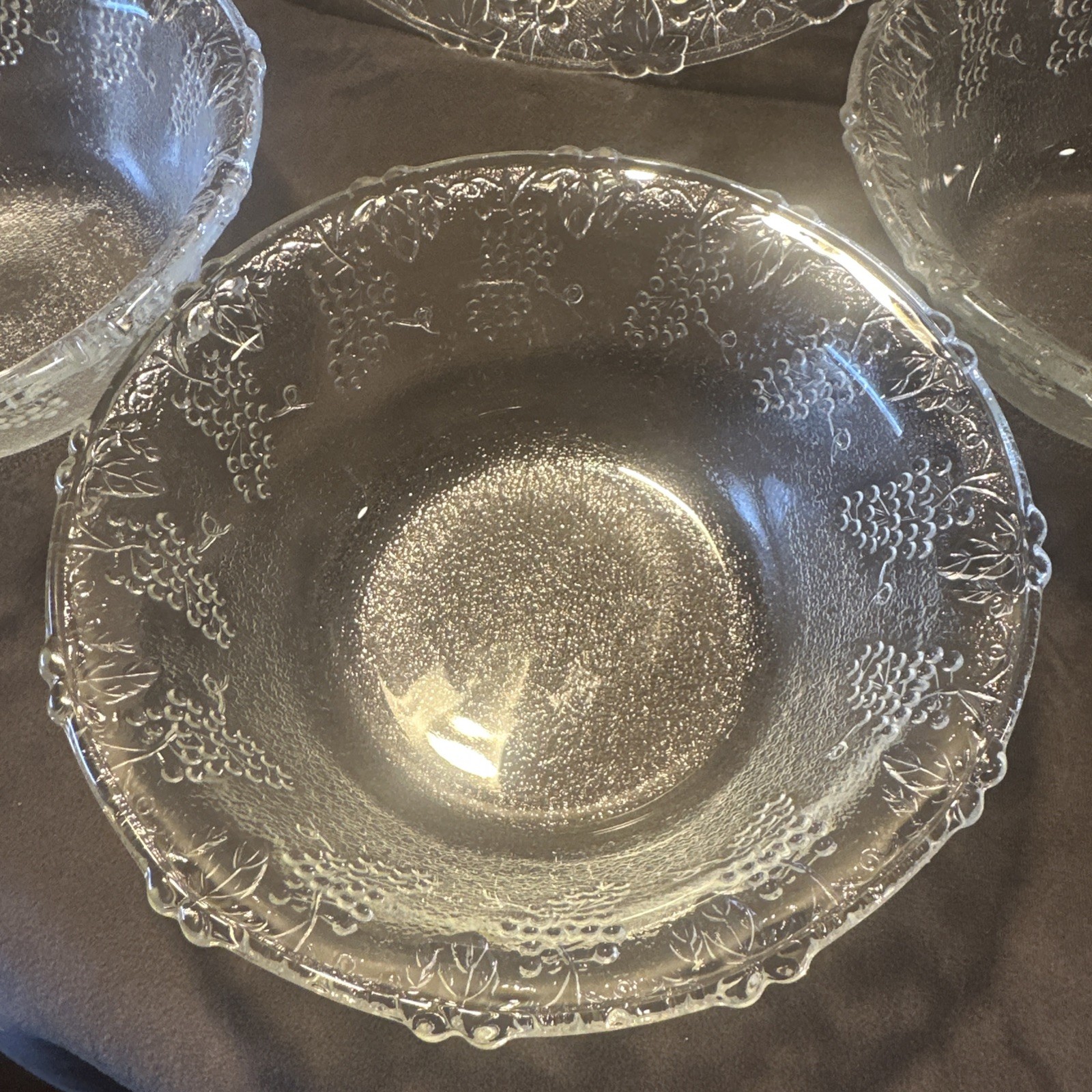 Vintage 1980’s KIG Embossed Grape Vine Glass Salad Bowl Set W/ 4 Serving Bowls