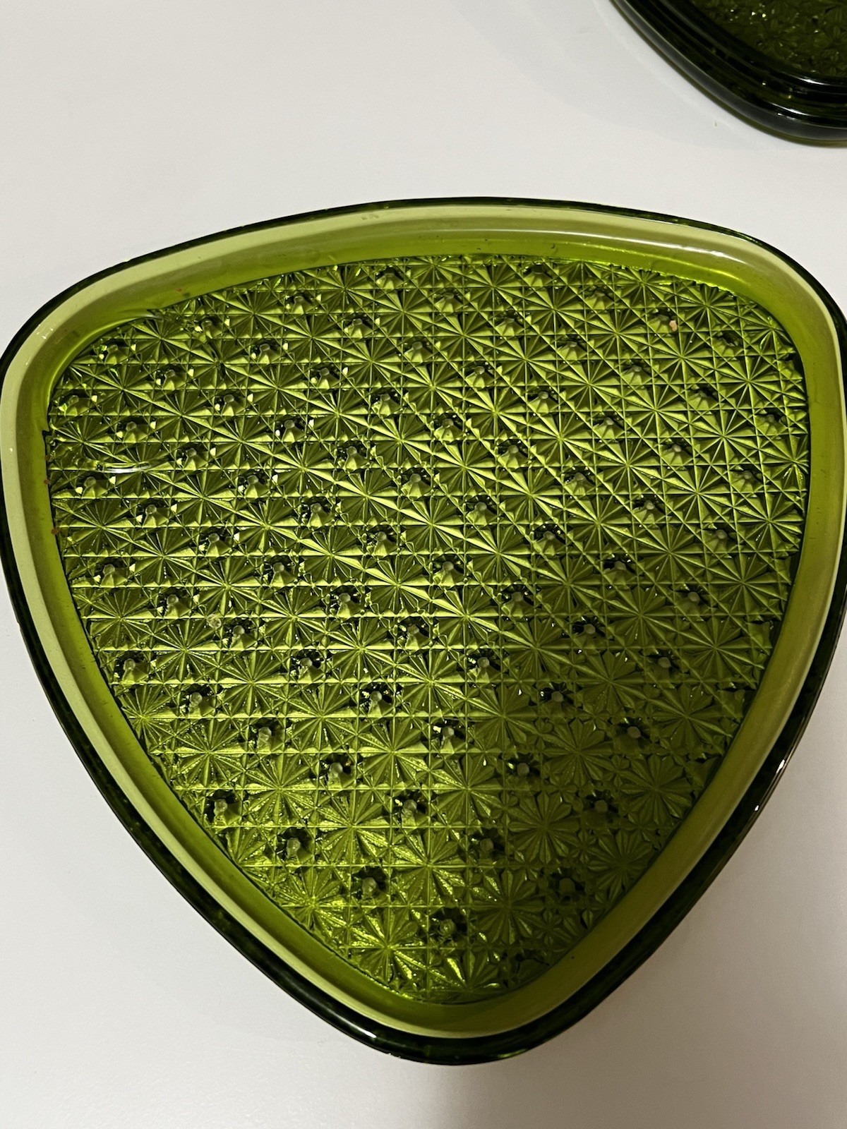 Vtg MCM Indiana Glass Daisy Button Avocado Olive Green Triangular Plate Set 3