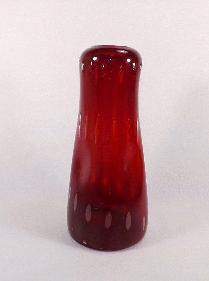 FREE FORM HAND BLOWN 9 1/2″ CONTROLLED BUBBLE PINCHED SIDES RUBY VASE BLENKO?
