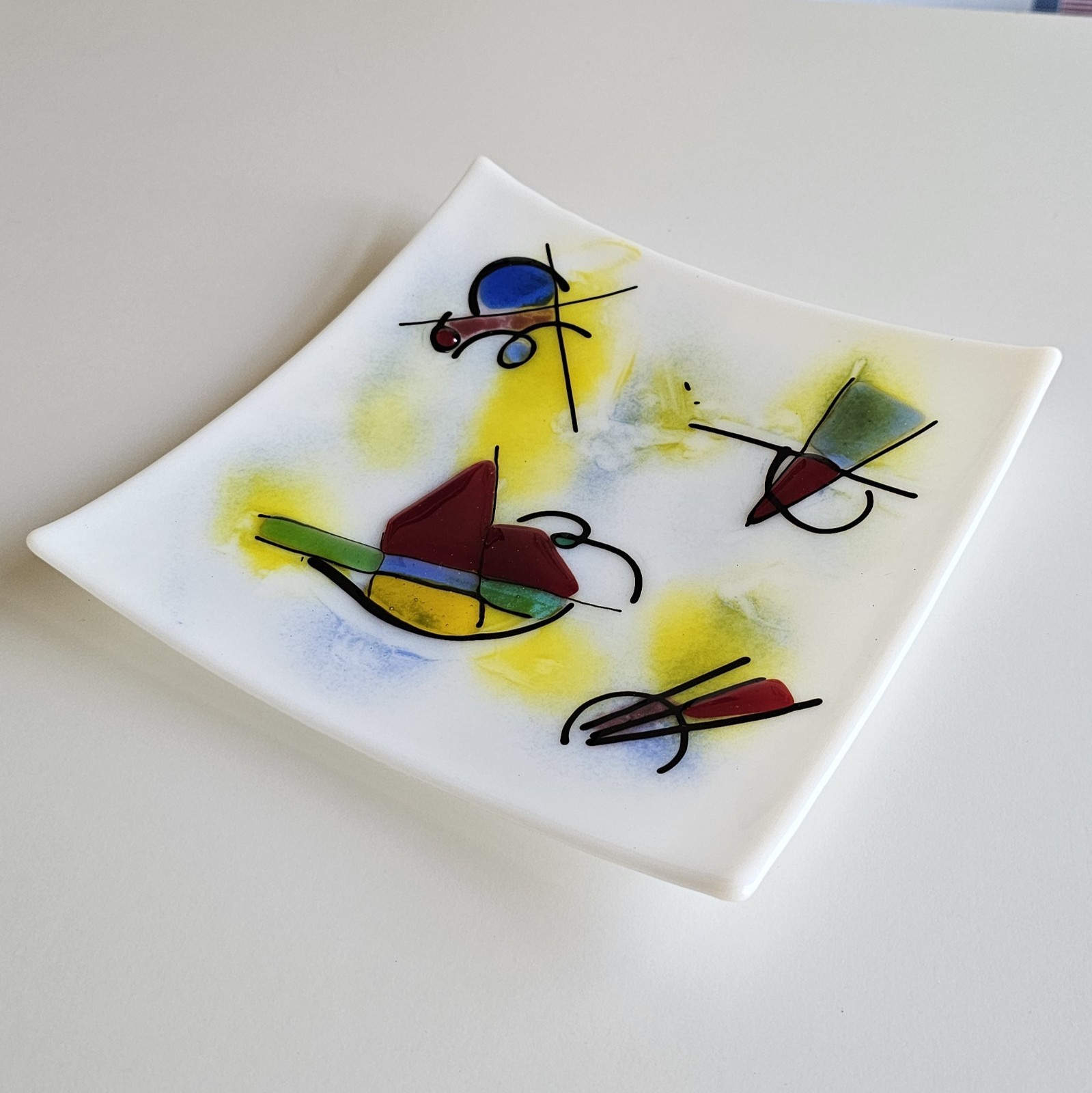 Vintage Fused Glass Abstract Art Plate – Kandinsky Style – MCM 9″ Square White