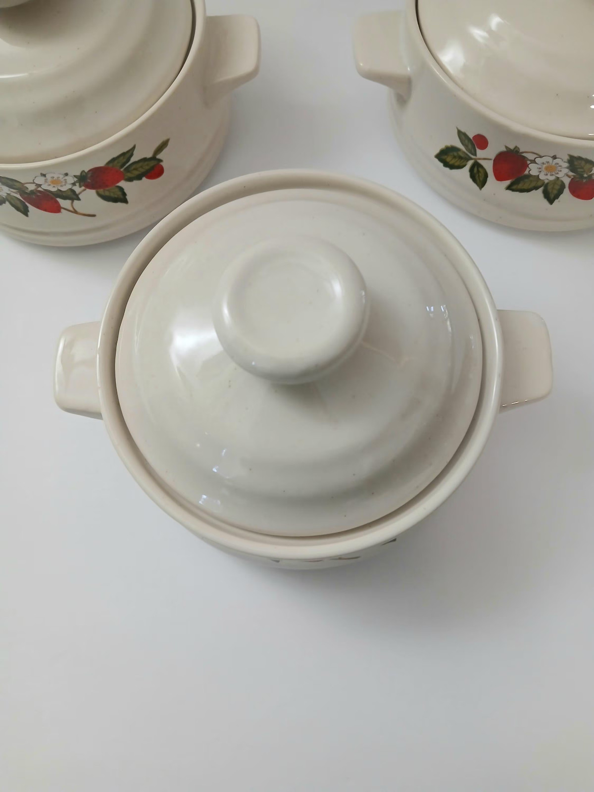 Sheffield Strawberries ‘n Cream Set of 3 Individual Casserole Dishes 1970s Retro