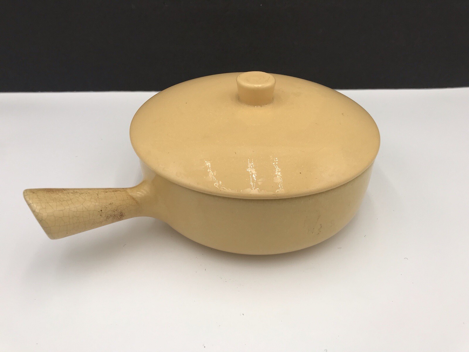 8″ Yellow Vintage La Solana Pottery Stoneware oven Ware Covered Casserole Pan
