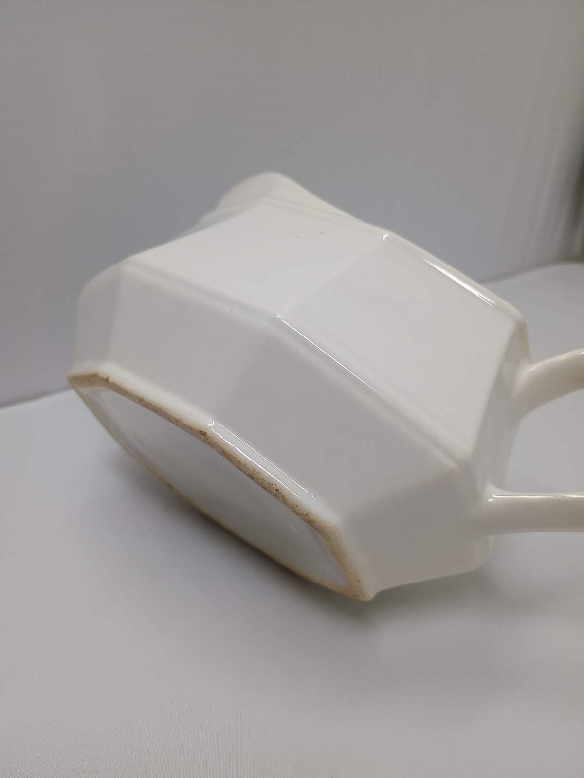 Vintage Homer Laughlin Colonial White Dover Gravy Boat Ivory White Ironstone