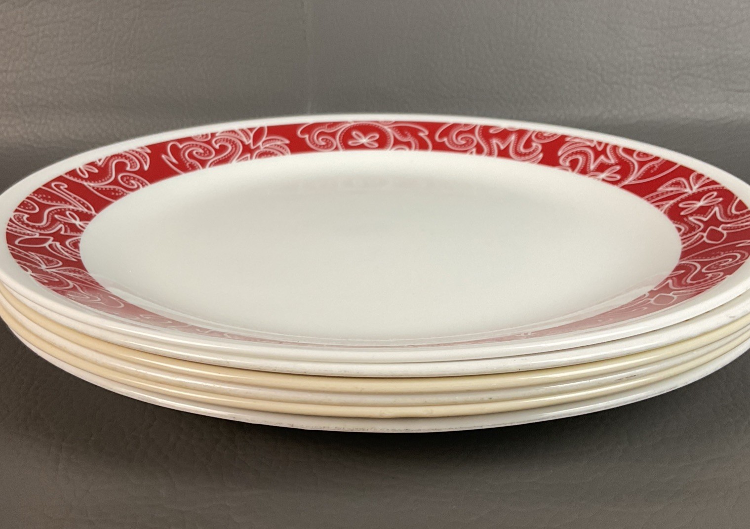 Lot of 8 Mixed Corelle Dinner Plates ~ 6 Different Patterns 10 1/4″