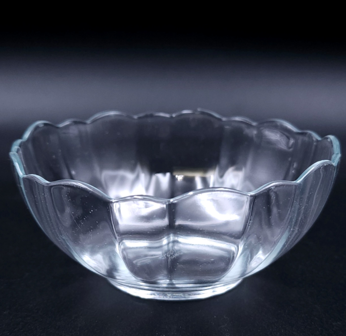 Arcoroc Arcade Bengale Nappy Tempered Glass Bowls Scalloped – Choose 4″ 5″ or 6″