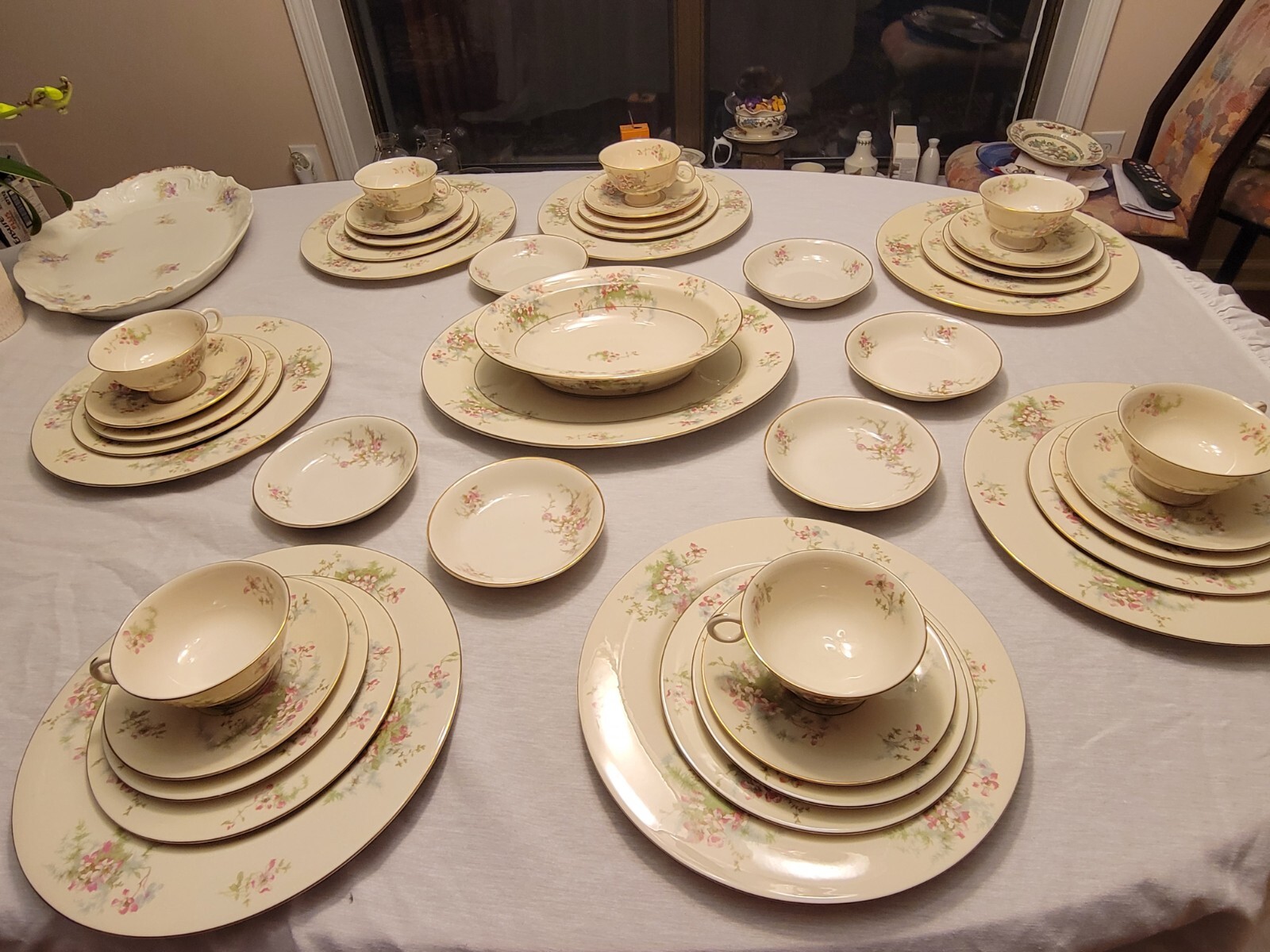 Theodore Haviland Apple Blossom China Set 45 piece)