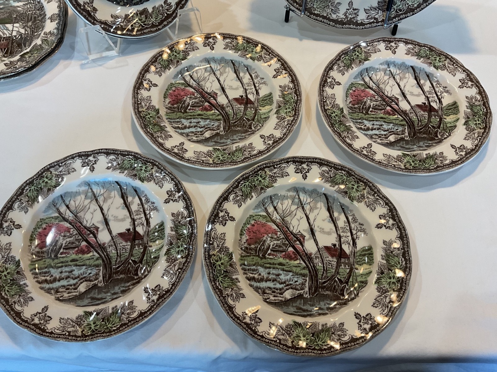 Johnson Brothers 16 Pcs Friendly Village Schoolhouse Covered Bridge Willow Brook