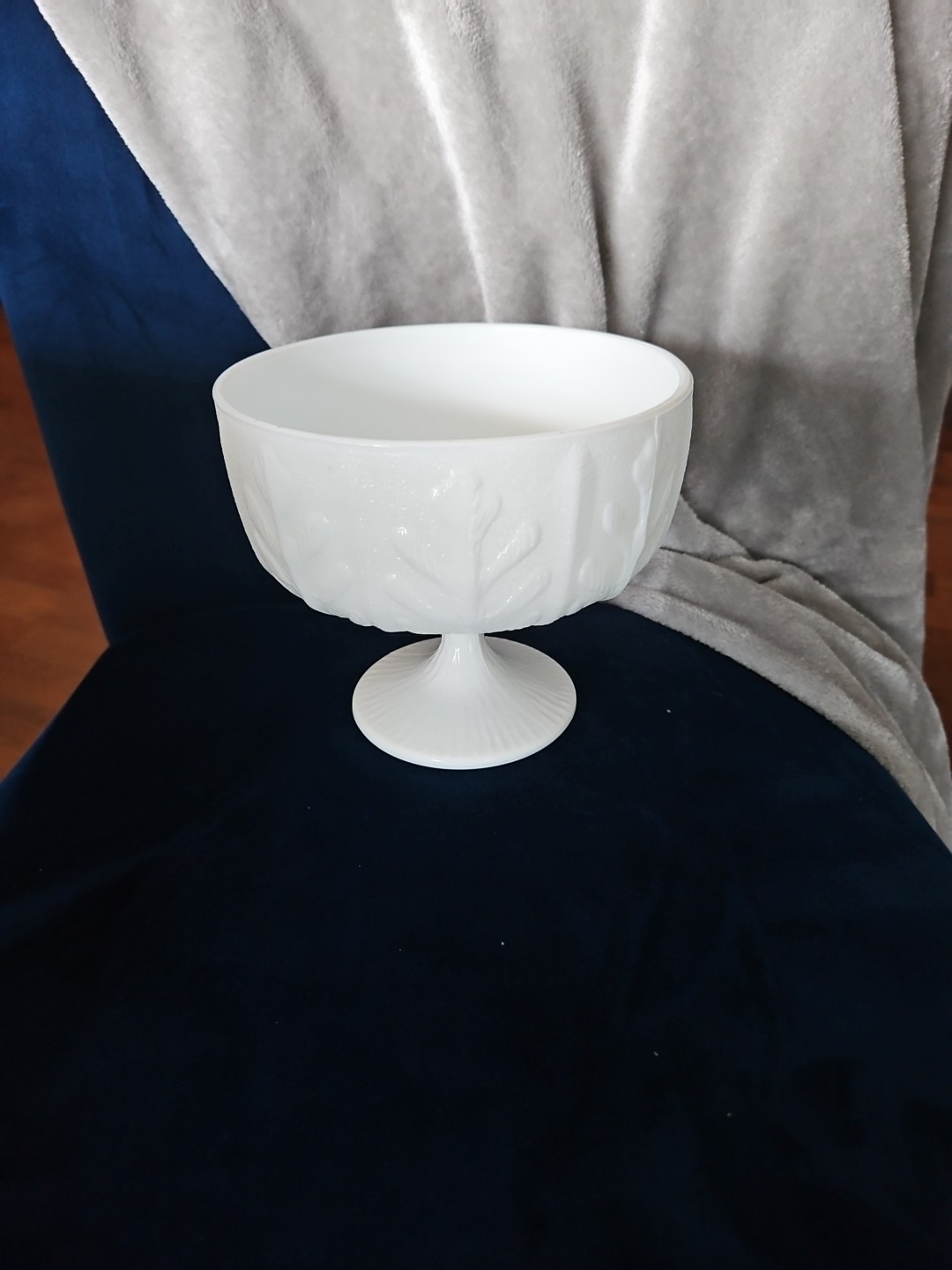 Vintage FTD 1975 Milk Glass Oak Leaf Compote Candy Dish 6” tall 5.5” diameter