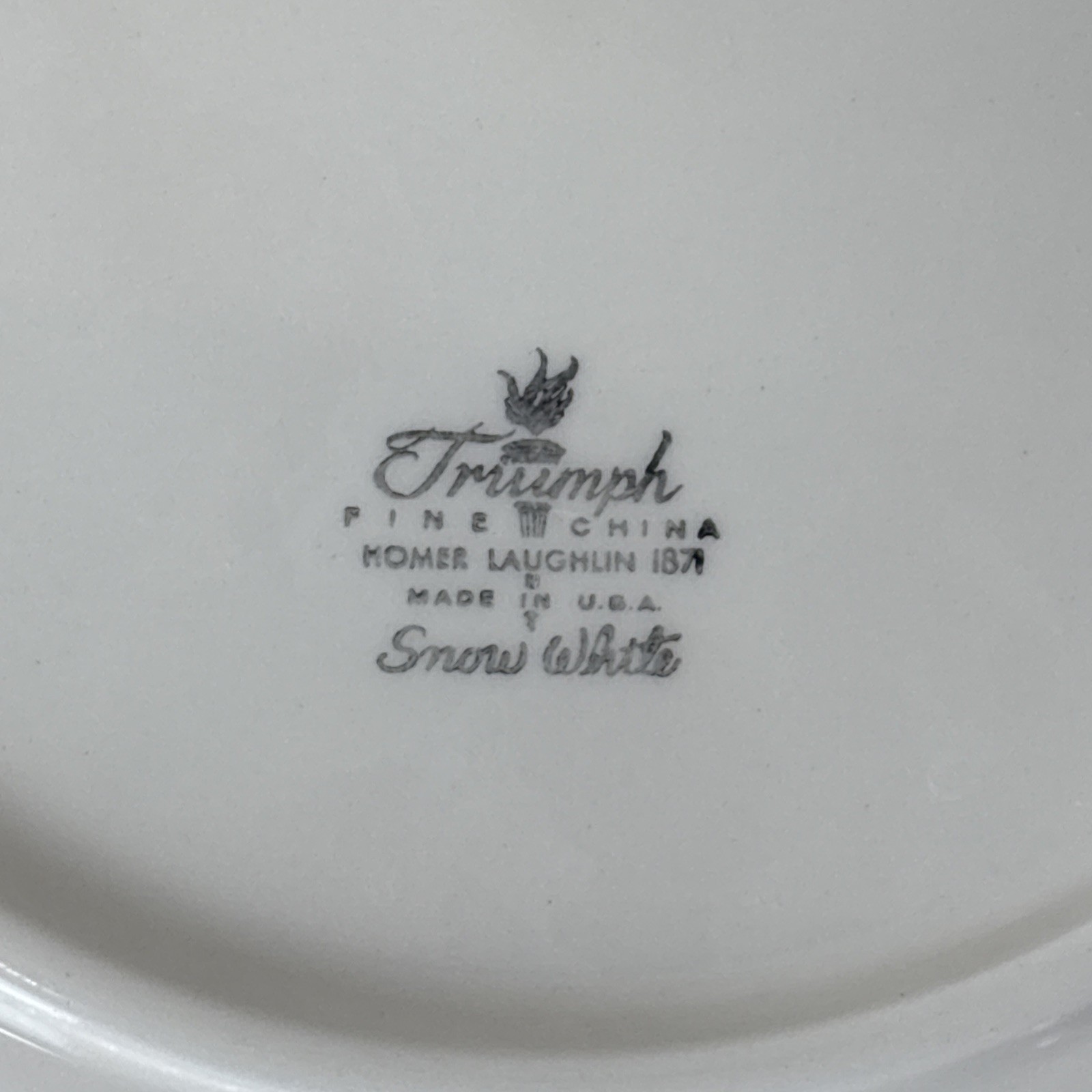 Homer Laughlin Snow White Dinner Plate Triumph Fine China ( 4 Avail )