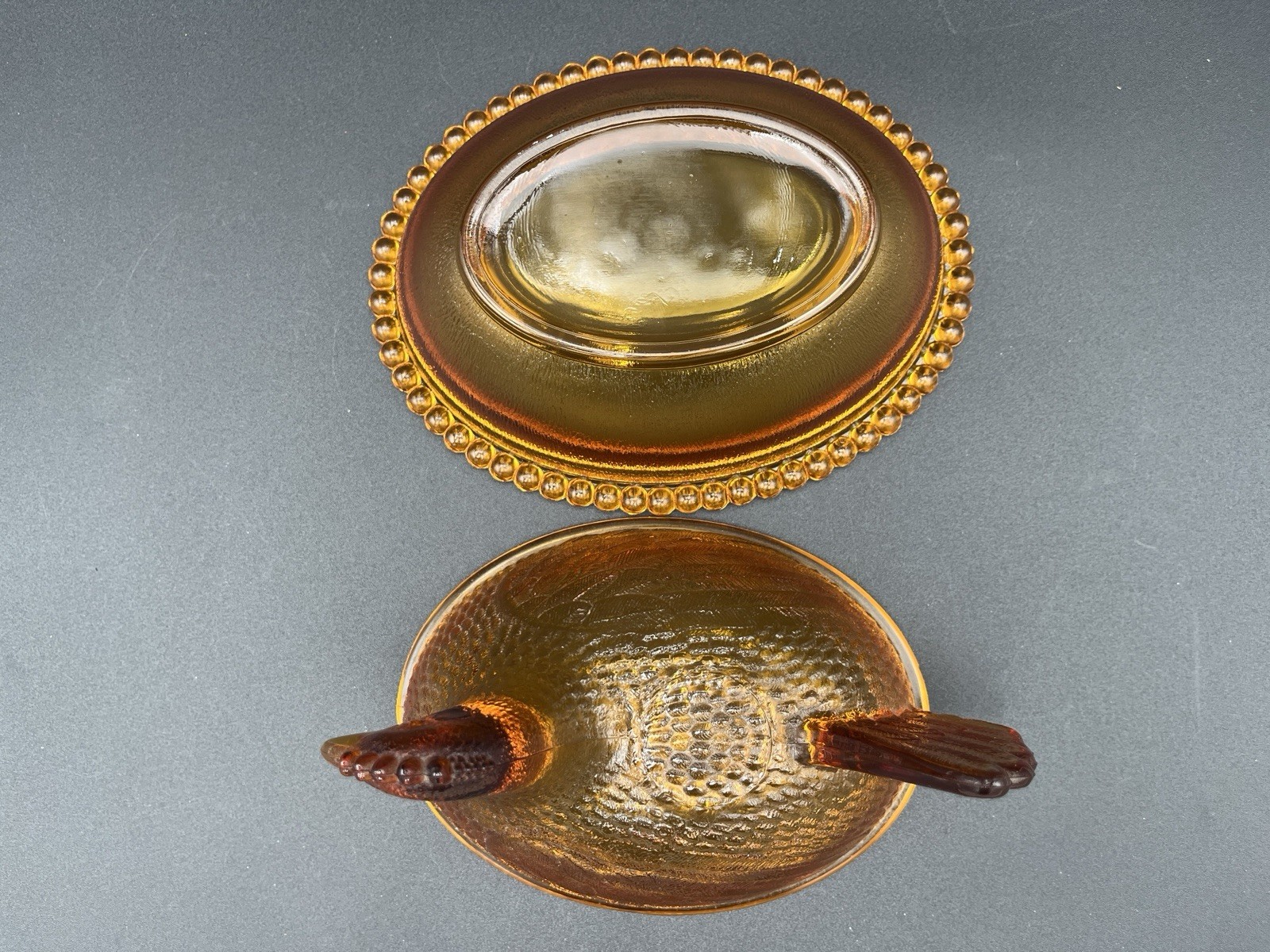Vintage Indiana Glass Amber Hen on Nest Beaded Edge Stippled Base 7″