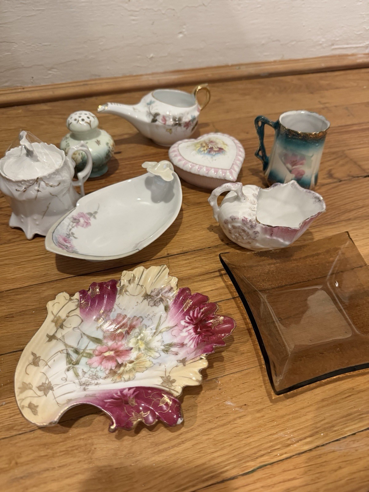 Lot of Porcelain Dishes, Floral Leaf-Shaped, Glass Decorative White, Pink, Green
