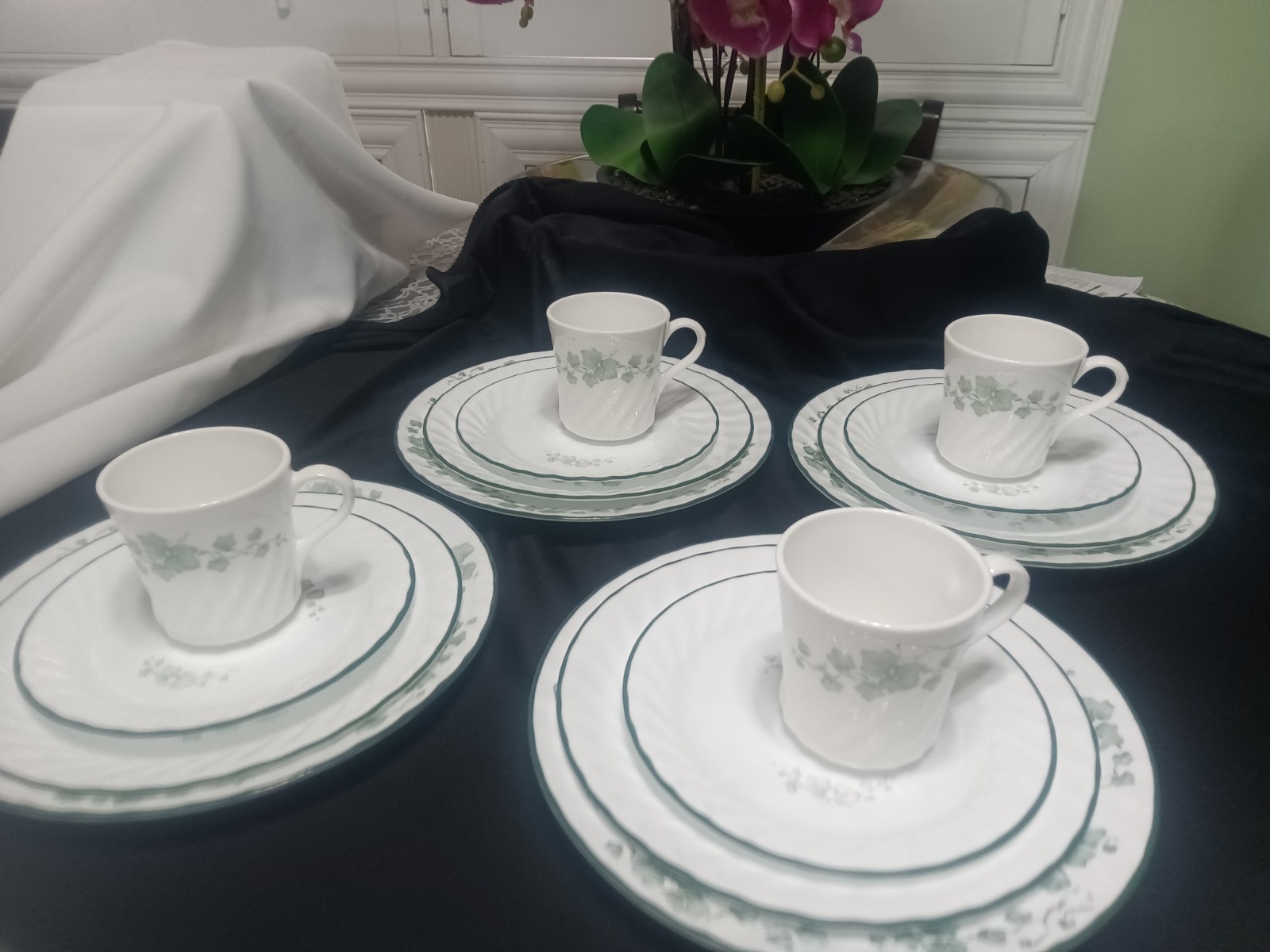 16 Pieces Corelle “Calloway”design-Plates, Luncheon Plates, Dessert Plates, Cups