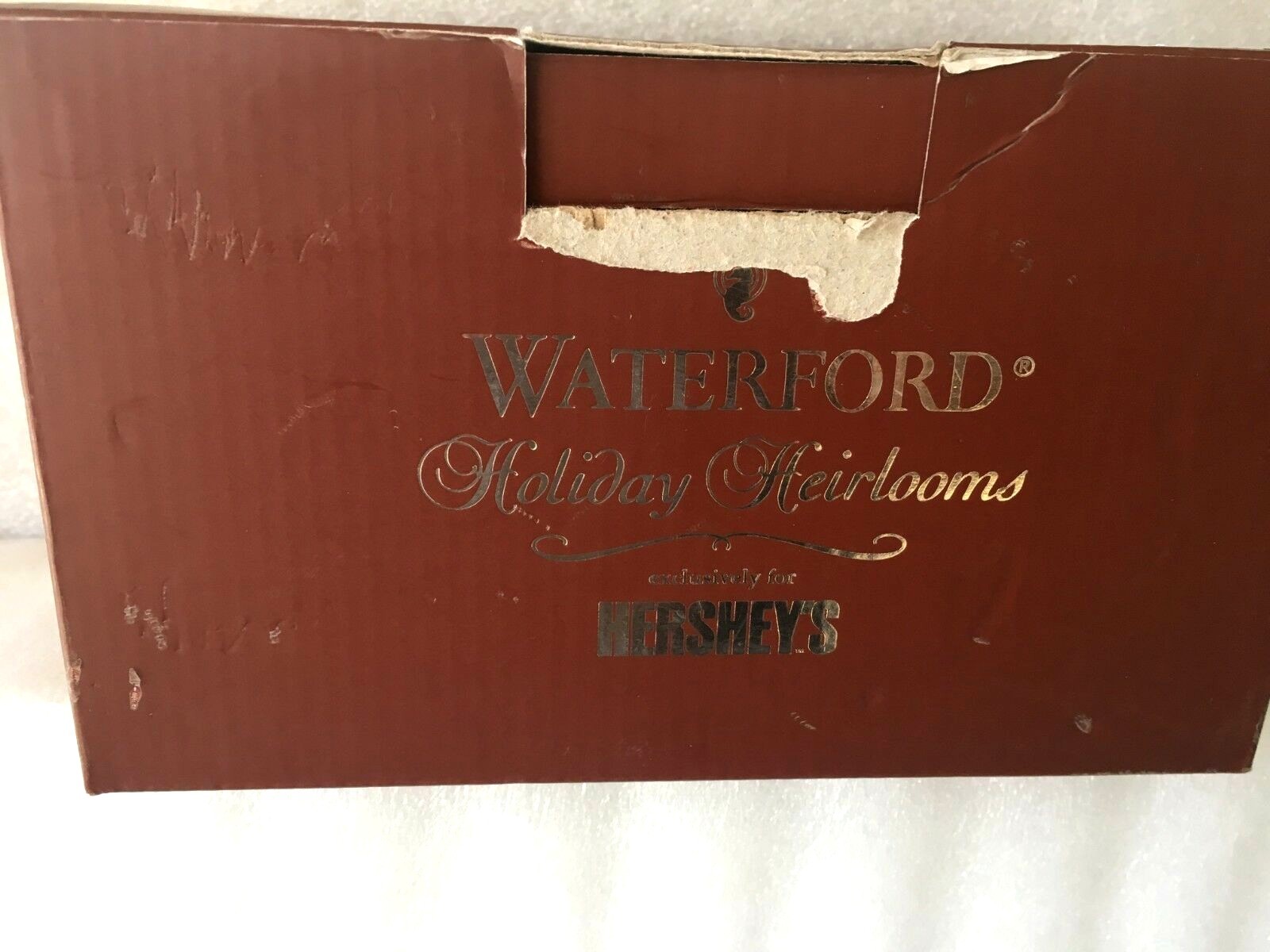 Waterford Hershey’s Kisses Salt & Pepper Shakers Holiday Heirlooms
