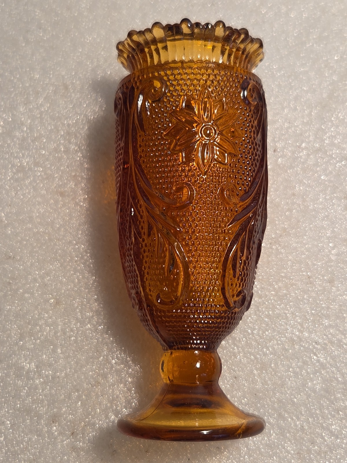 Vintage Indiana Glass Amber Salt & Pepper Shakers With A Tiara Bud Vase