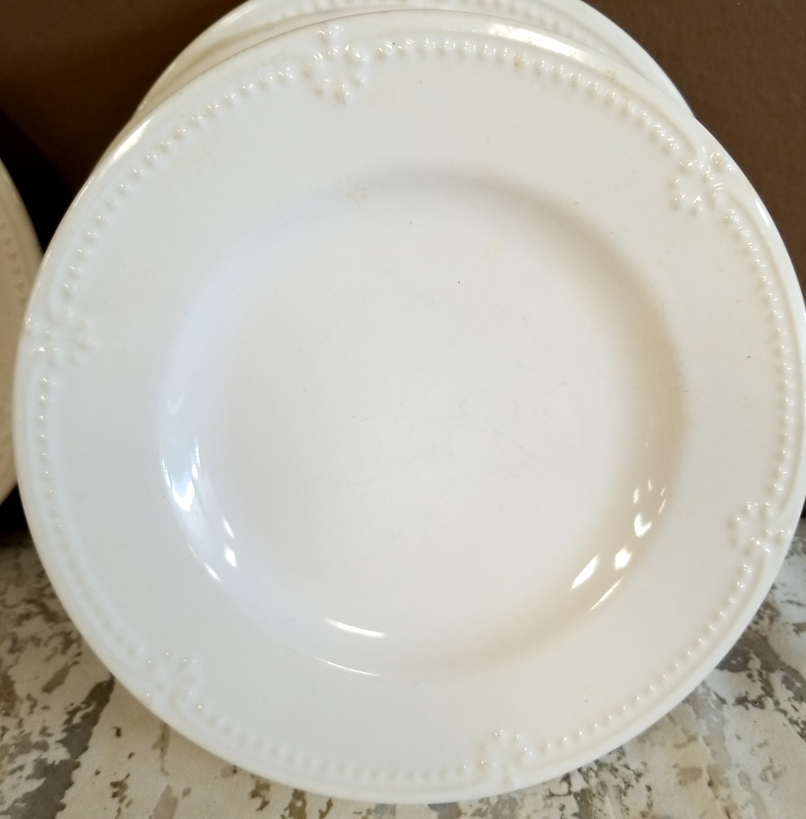 Pfaltzgraff Pearl brocade White Embossed Salad/Side Plates 7.25″ Set of 4