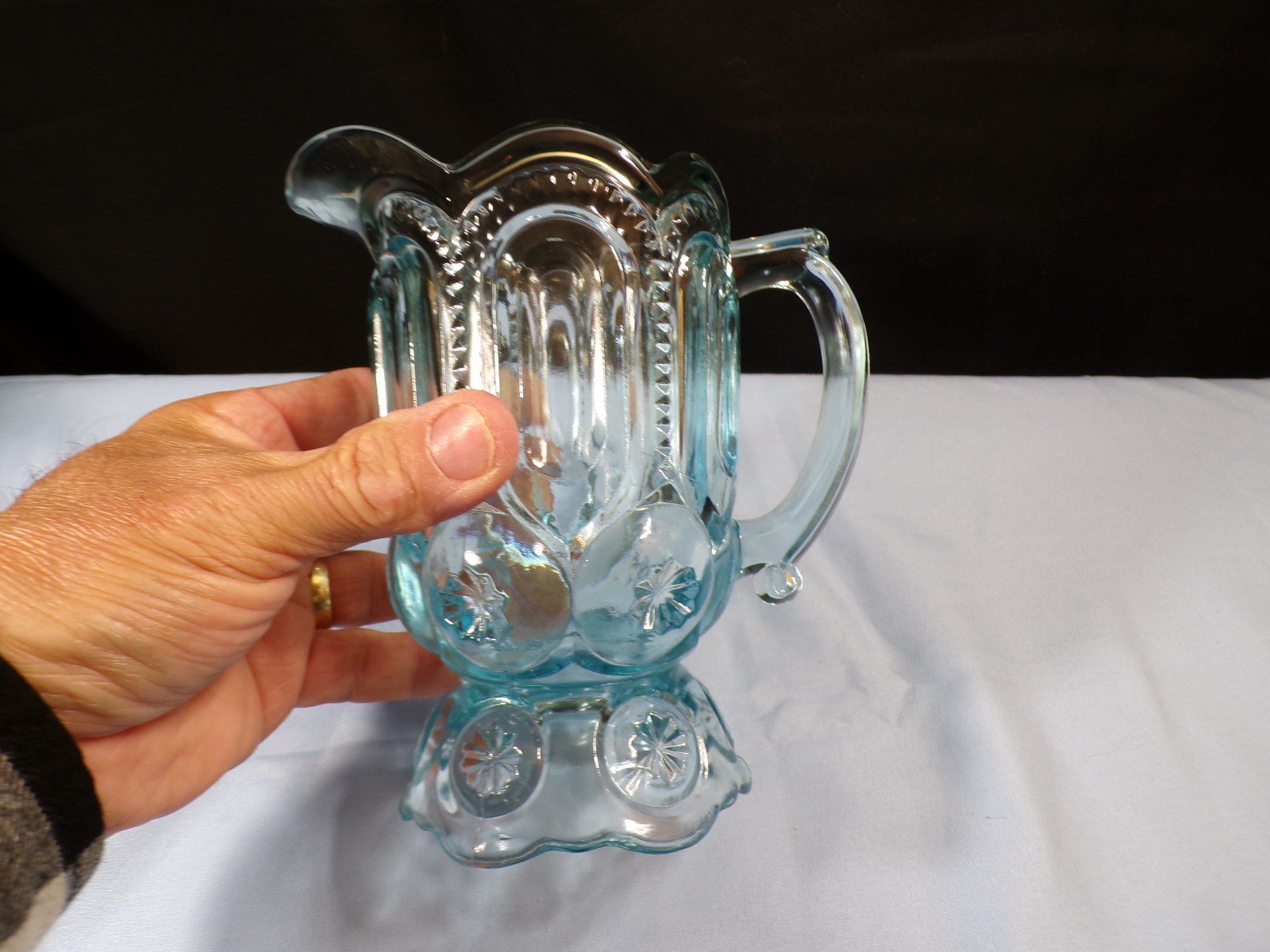 L.E. Smith Light Blue Glass Moon & Stars Creamer or Pitcher 6 1/4″ Tall