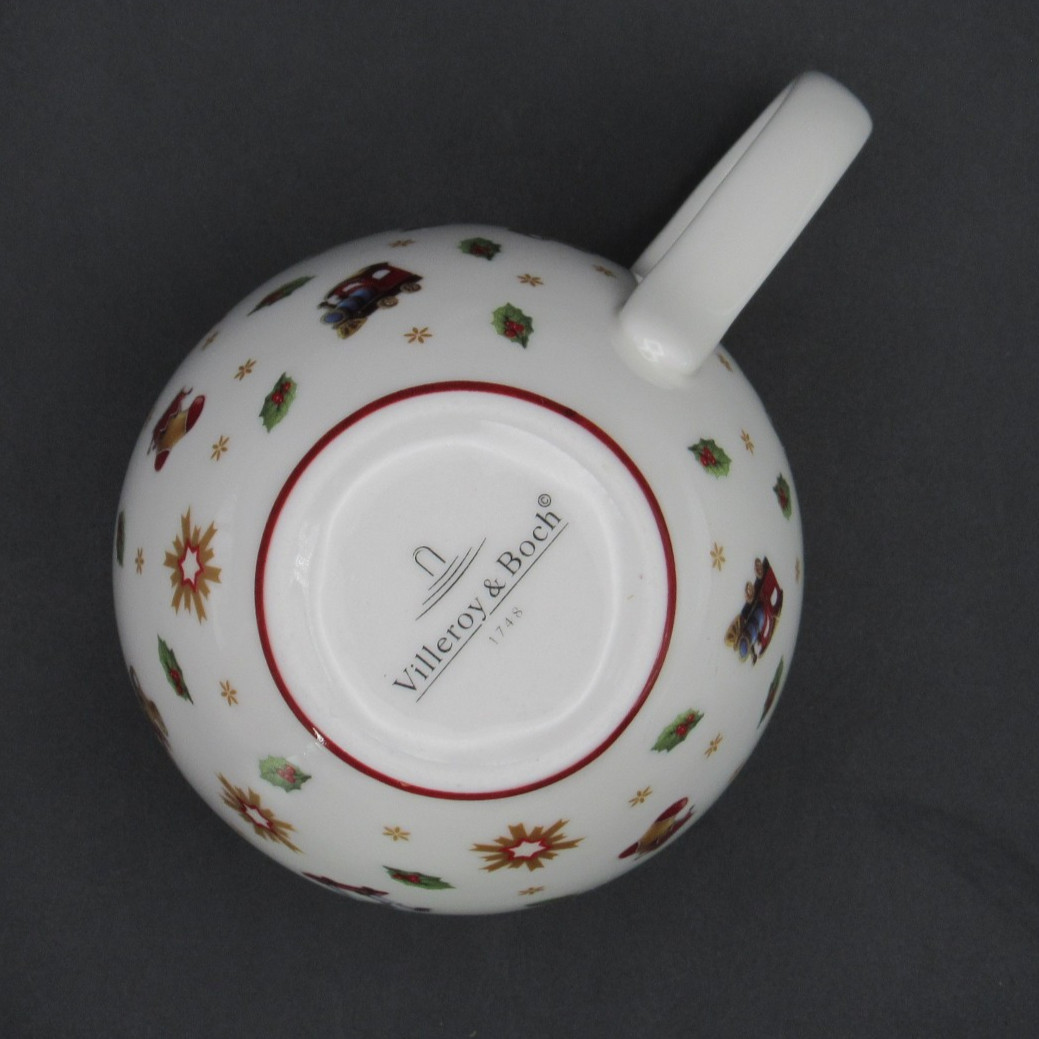 Villeroy & Boch Christmas Mugs Set of 2 Holiday Porcelain Coffee Cups 12oz 15oz