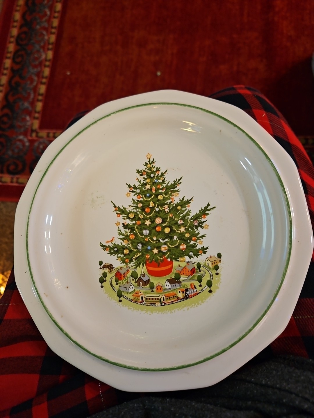 Pfaltzgraff Christmas Heritage Dinner Plate 10″ Holiday Home Decor