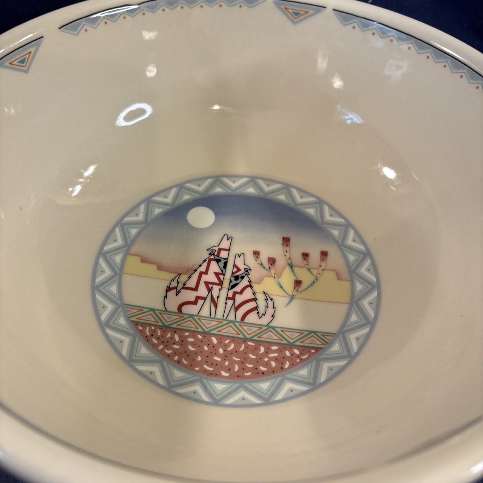 Epoch Amigo 9in. Serving Bowl by Noritake Southwestern Pattern Ivory Porcelain