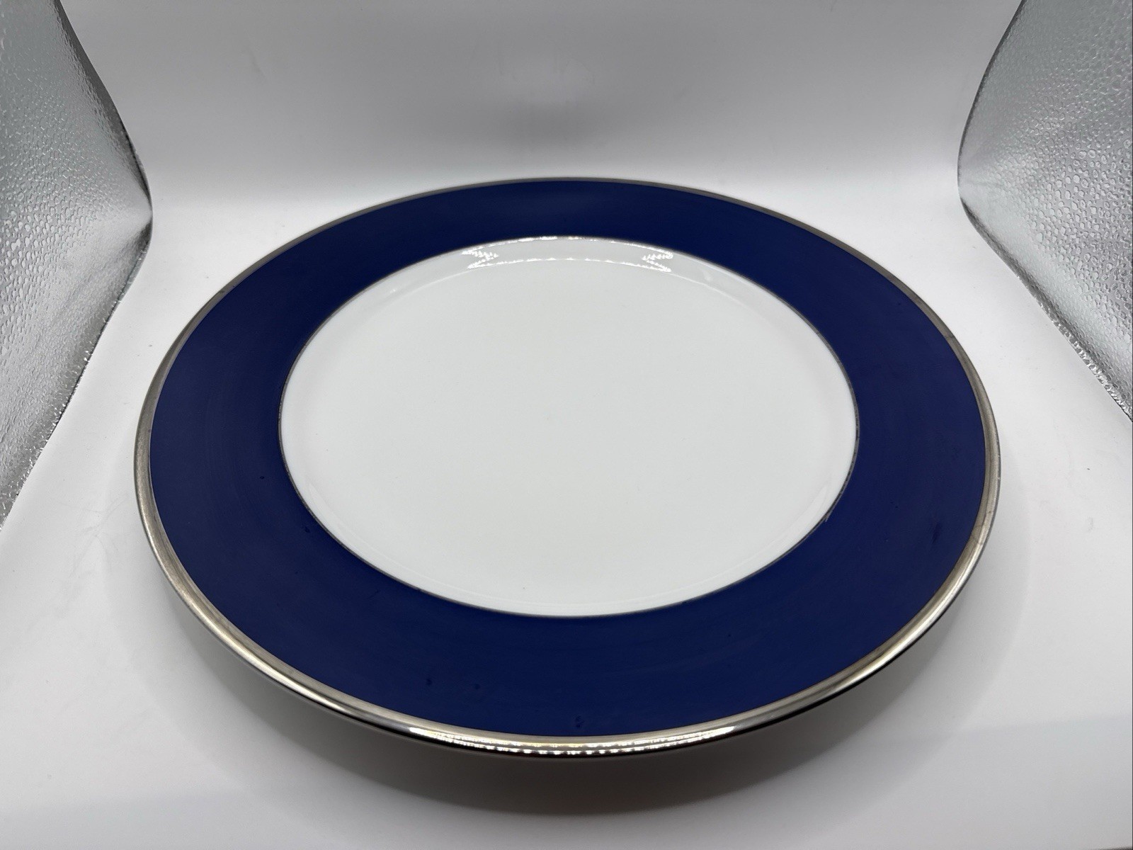 💙🩵 Crate & Barrel Platinum Cobalt Blue Dinner Plates Lot 3 Navy Silver White