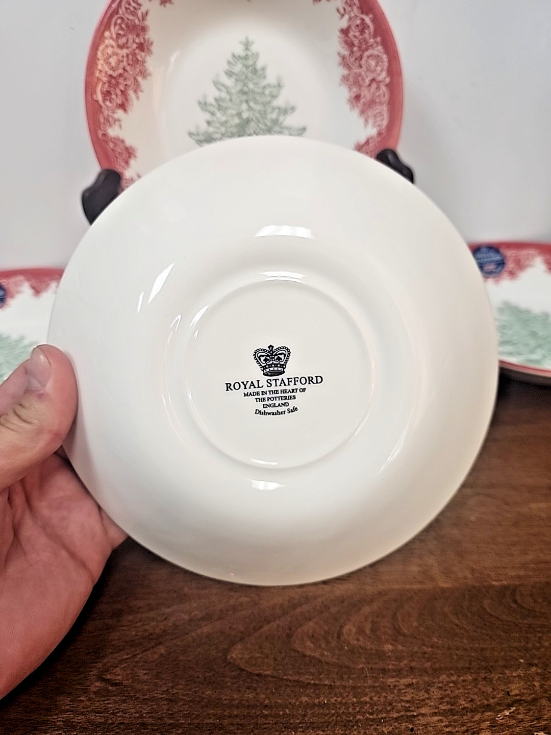 NEW! – ROYAL STAFFORD CHRISTMAS TREE RED & GREEN COUPE CEREAL BOWL SET OF FOUR