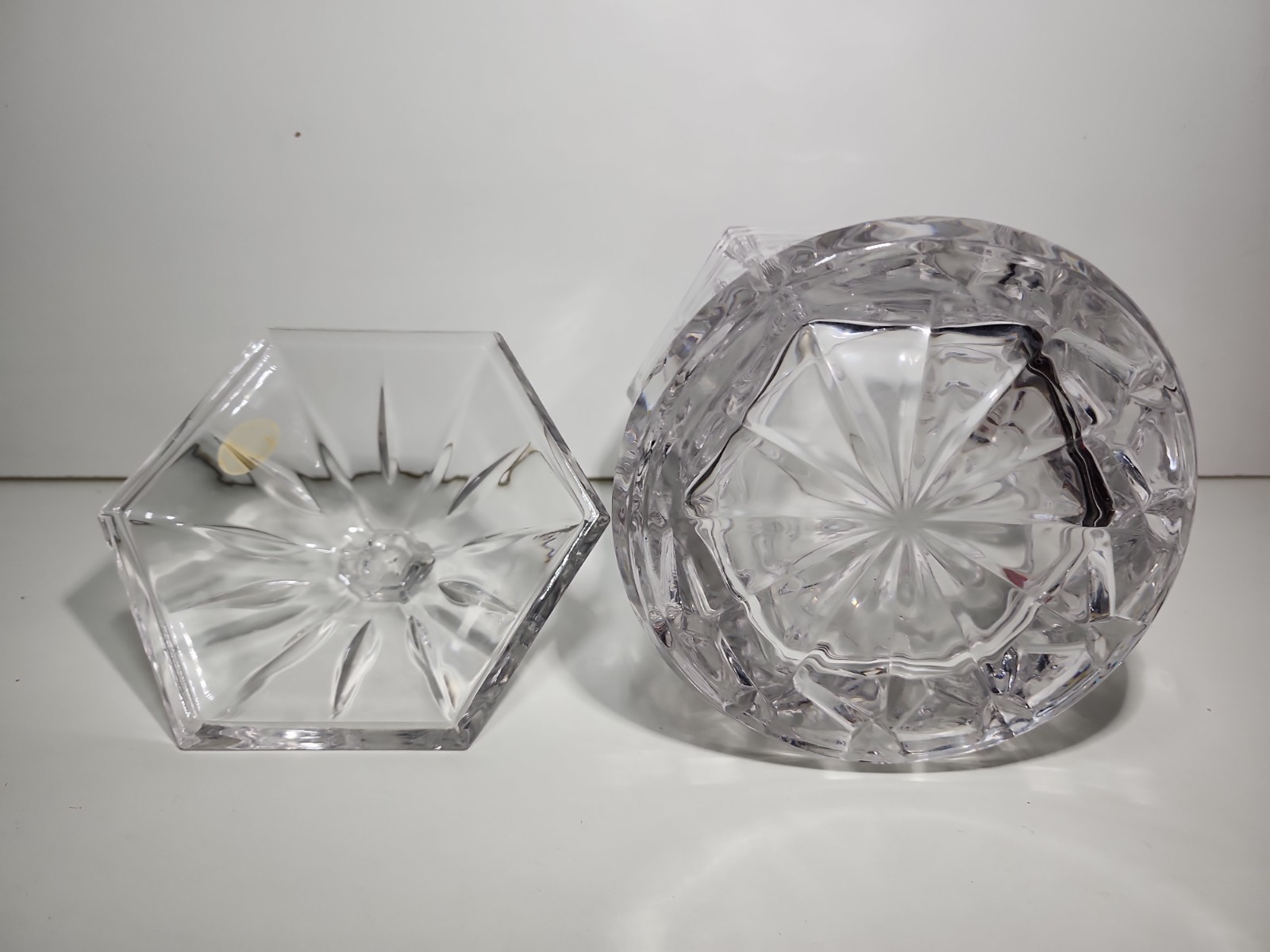 Gorham Lady Anne Hexagon Cut Crystal Biscuit Barrel Jar w/Lid 9″ H x 6″ D