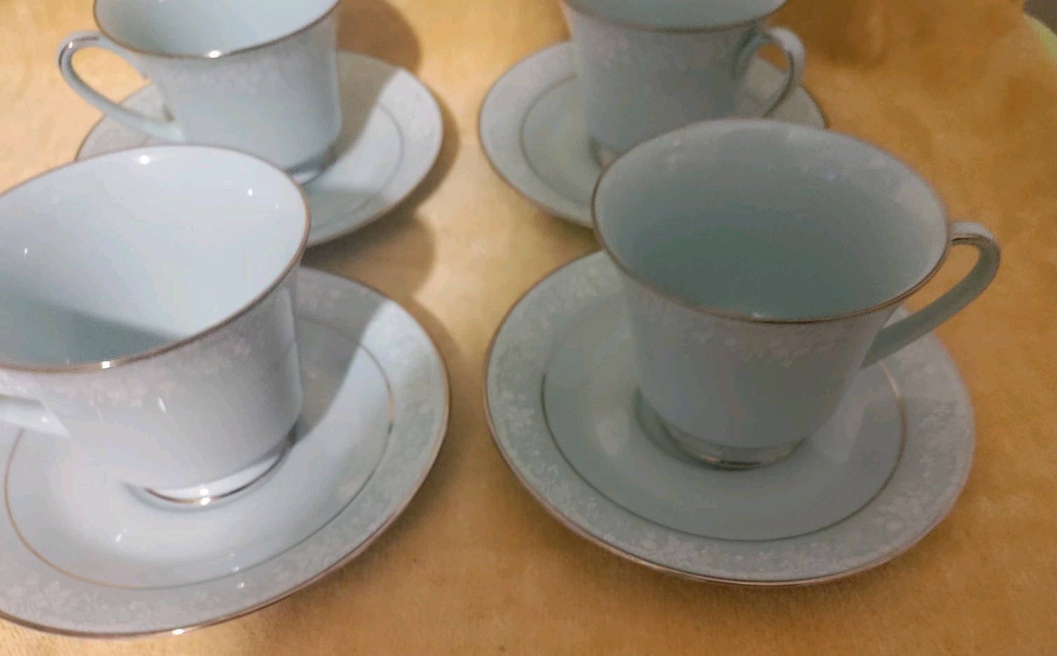 Noritake China Fidelity 4 Cup & 4 Saucers Baby Blue With Gold Trim 8003 W81