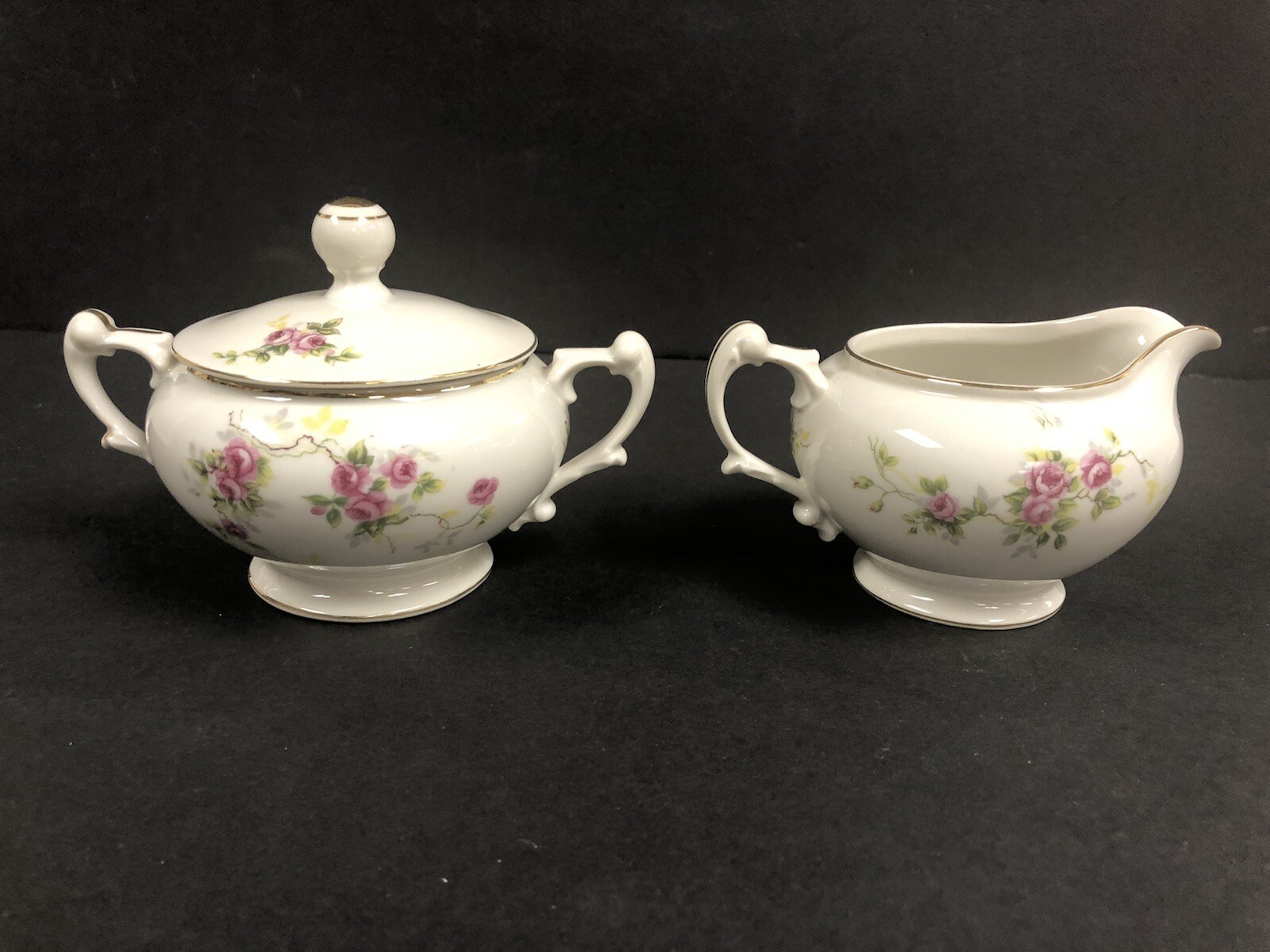 Pink White Rose CREAMER & SUGAR BOWL China SET Made in Occupied JAPAN 40’s Gold