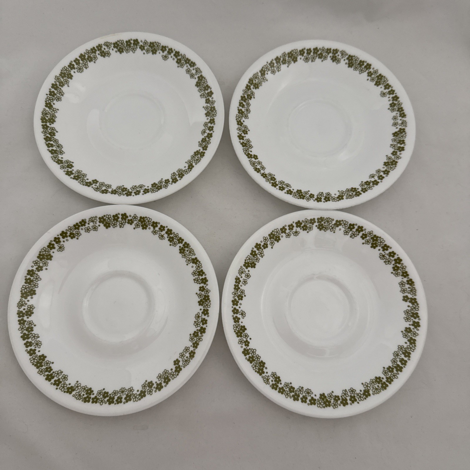 Corelle by Corning Crazy Daisy Spring Blossom Saucers 6 1/4″ Vintage Set 8