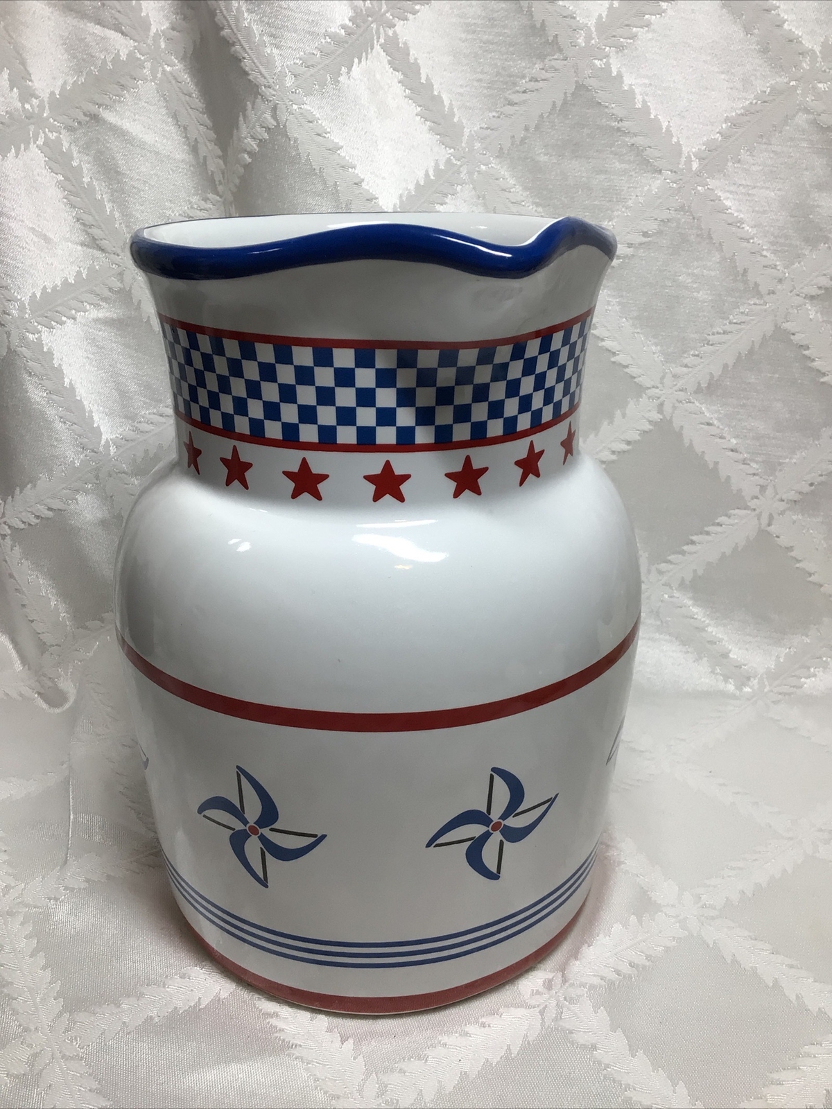 Princess House Exclusive 4th Of July Pitcher Country Fair Red White Blue 64oz