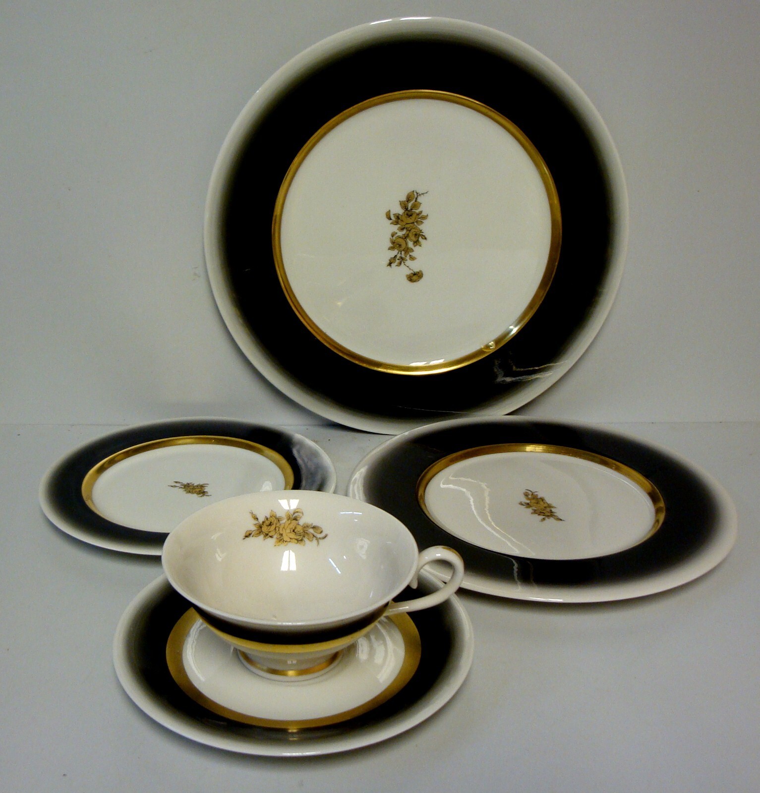 Crestwood FASCIA ROSE 20 Piece Set FOUR PLACE SETTINGS