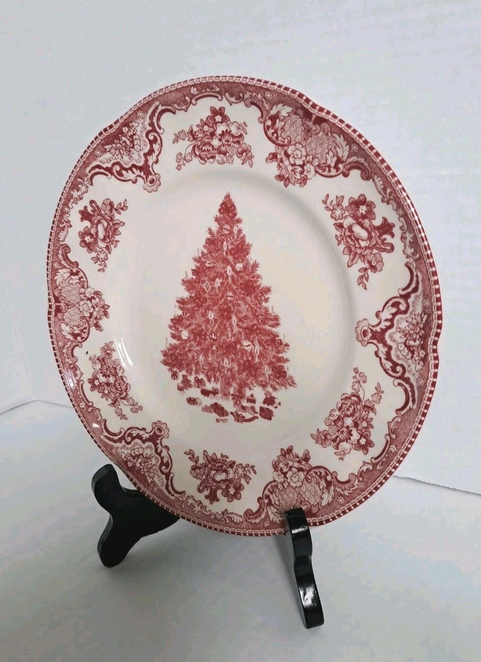 Johnson Bros Victorian Christmas Red/Pink Christmas Tree Salad Plate 8″ England