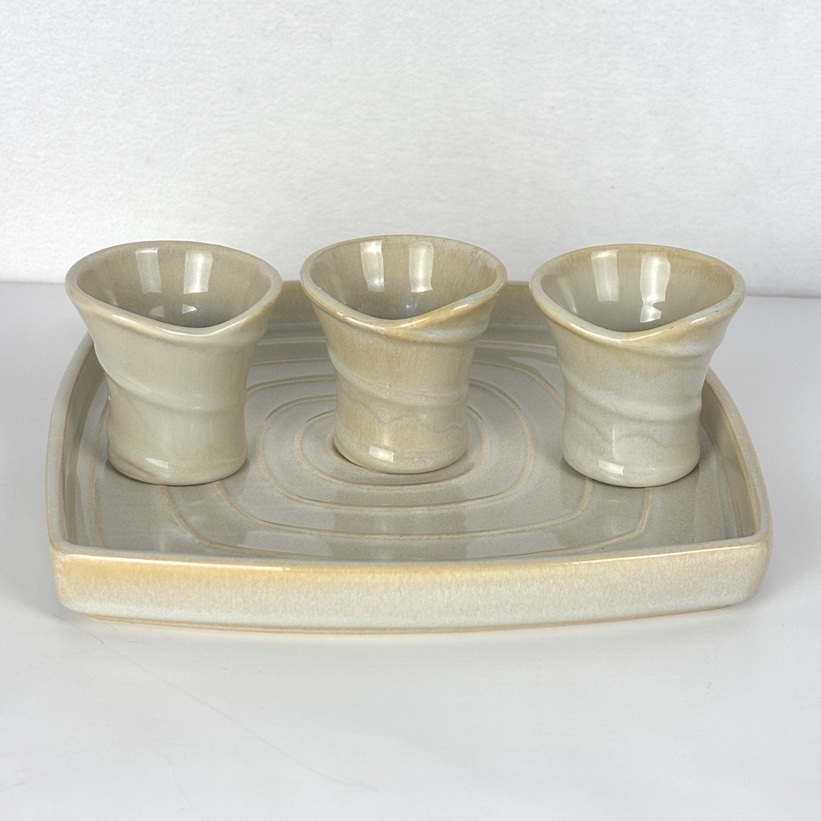 American Atelier At Home Synergy Beige Stoneware Sake Set Tray & 3 Cups Pottery