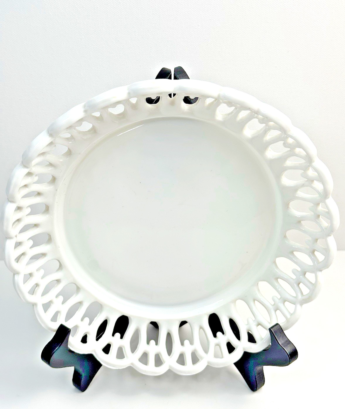 Antique Vintage Westmoreland White Milk Glass Lace Ribbon Pierced Border Dish 8″