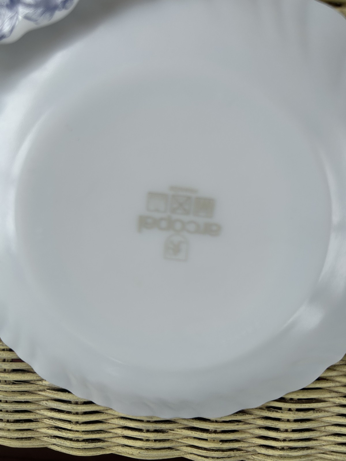 Set Of 4 11 Honorine By Arcopal France Salad Plates 7.25” Blue & White Vintage