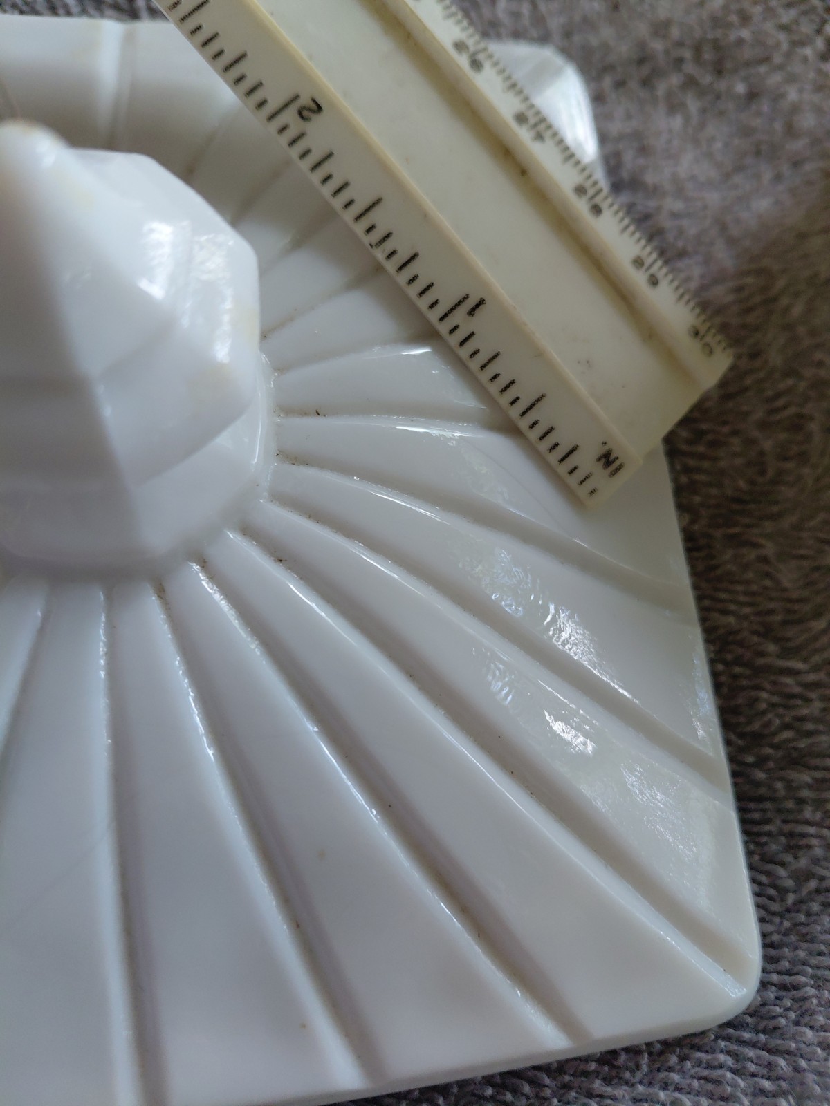 Vtg. Westmoreland Old Quilt Square Ftd. Covered Candy Milk Glass 5″