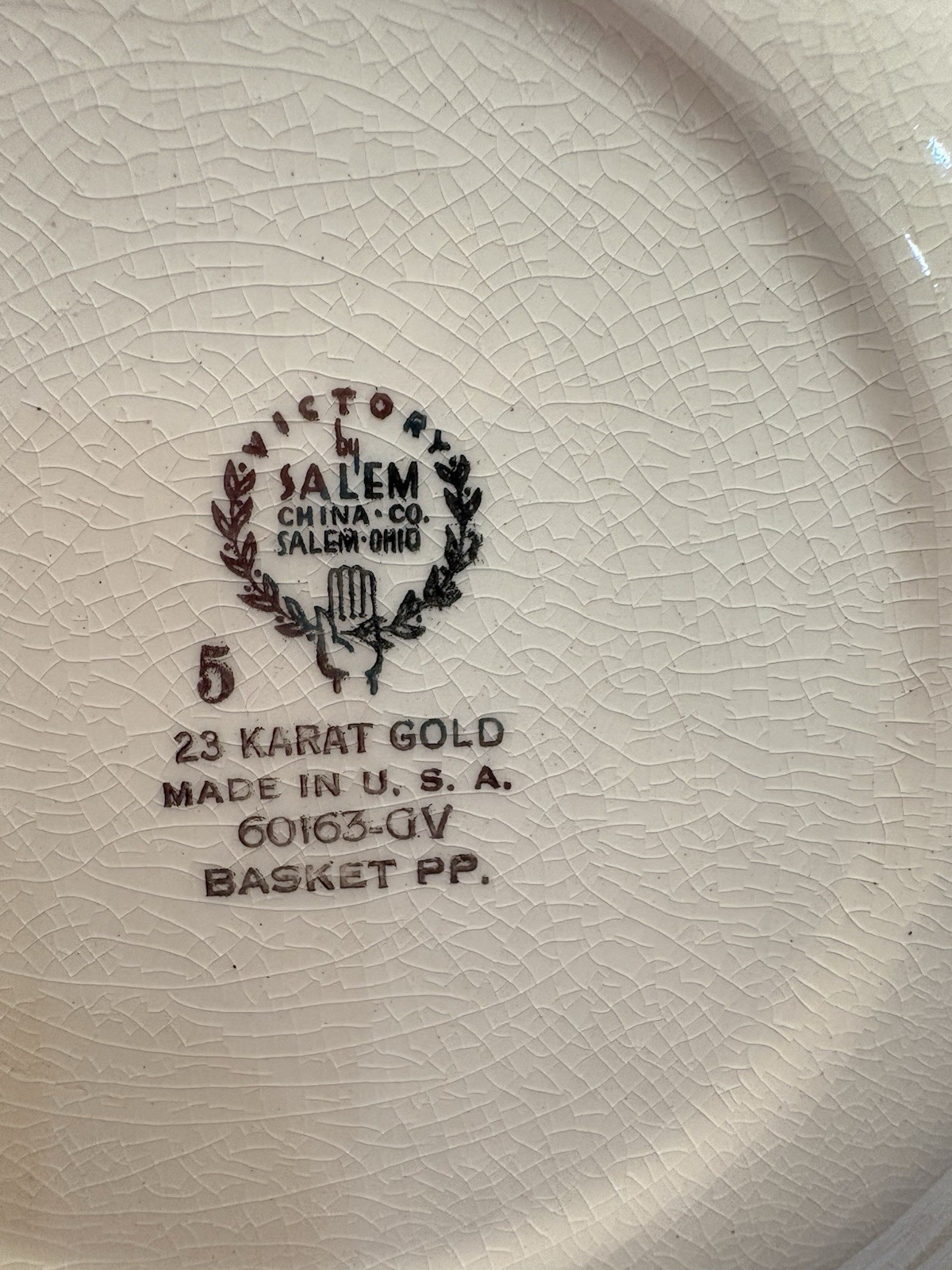 Victory By Salem 23 KARAT GOLD MADE IN U.S. A. 60163-GV BASKET PP.~6 Plates
