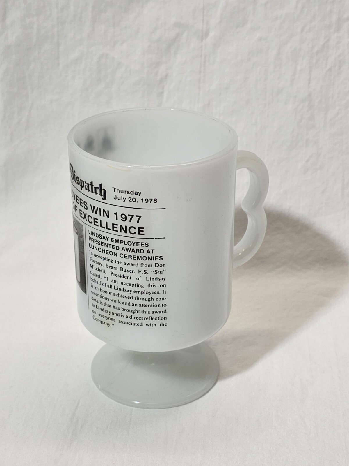 St Paul Dispatch Lindsay Co. Sears Award of Excellence Federal Milk Glass Mug