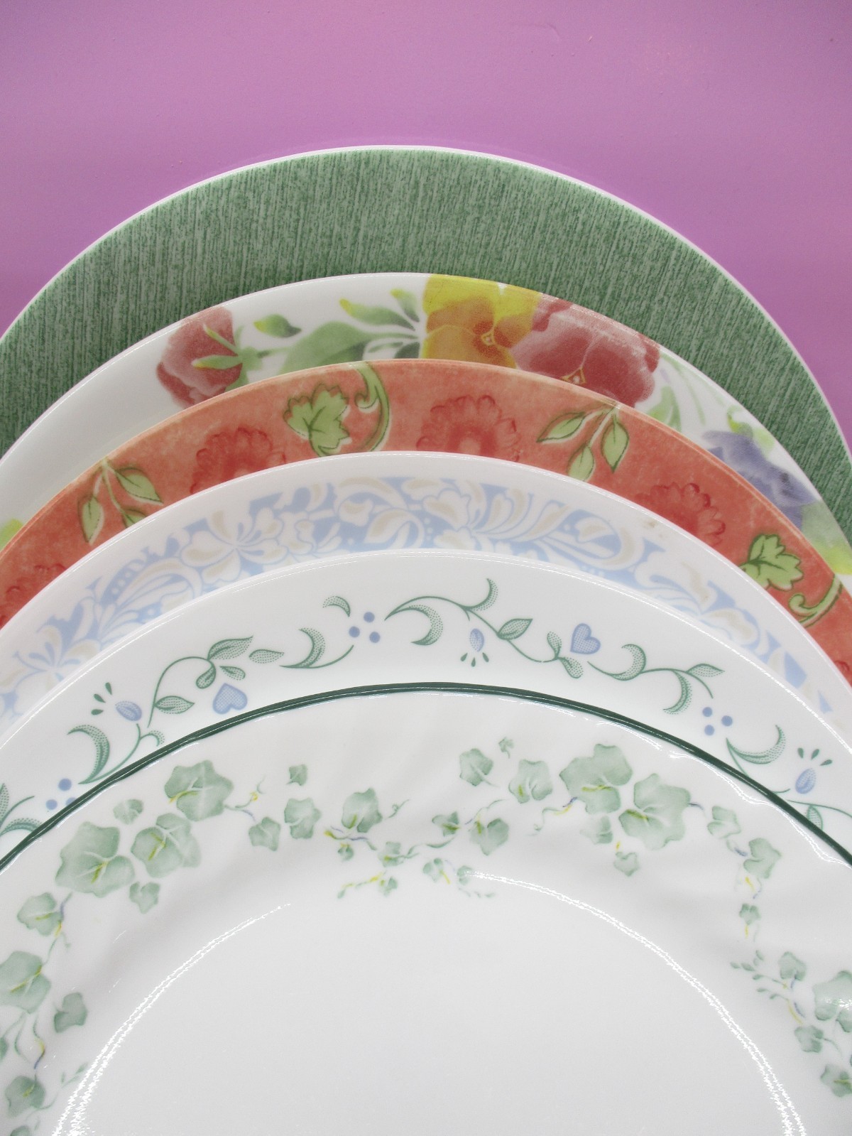 12pcs Mismatched Vintage Corelle Dinnerware (6) Dinner Plates (6) Bread Plates