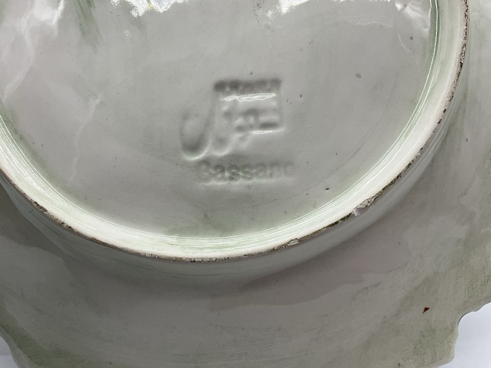 Bassano Italian Green 3D Serving or Centerpiece Bowl 10 1/2 inch Diameter