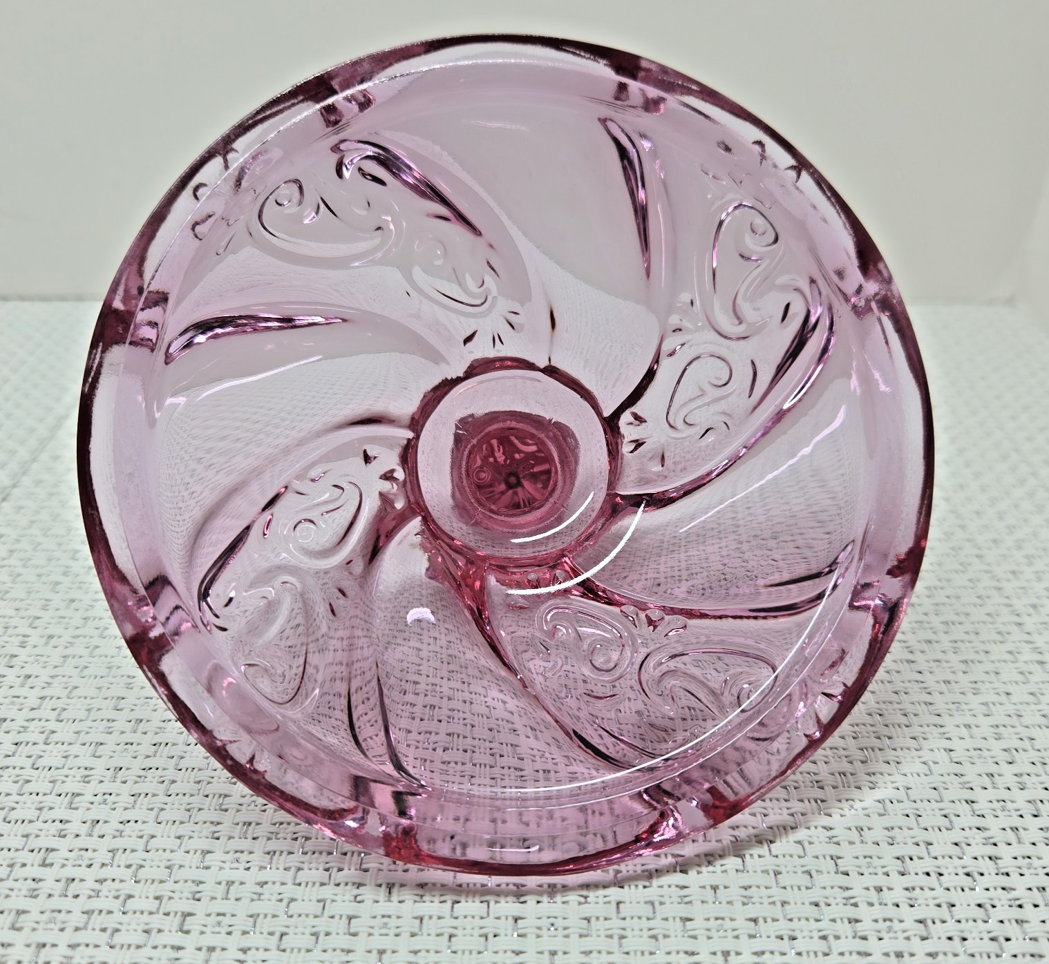 Vintage Fenton Pink Dusty Rose Paisley Swirl Candy Dish w/Lid & Sticker EUC 7.5″
