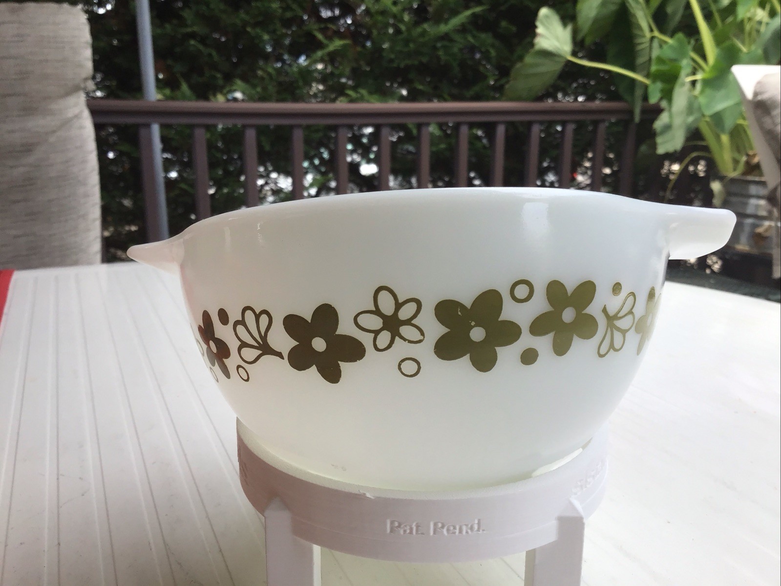 Vintage Pyrex Spring Blossom Green 441 Cinderella Mixing Bowl 1.5 PT Crazy Daisy