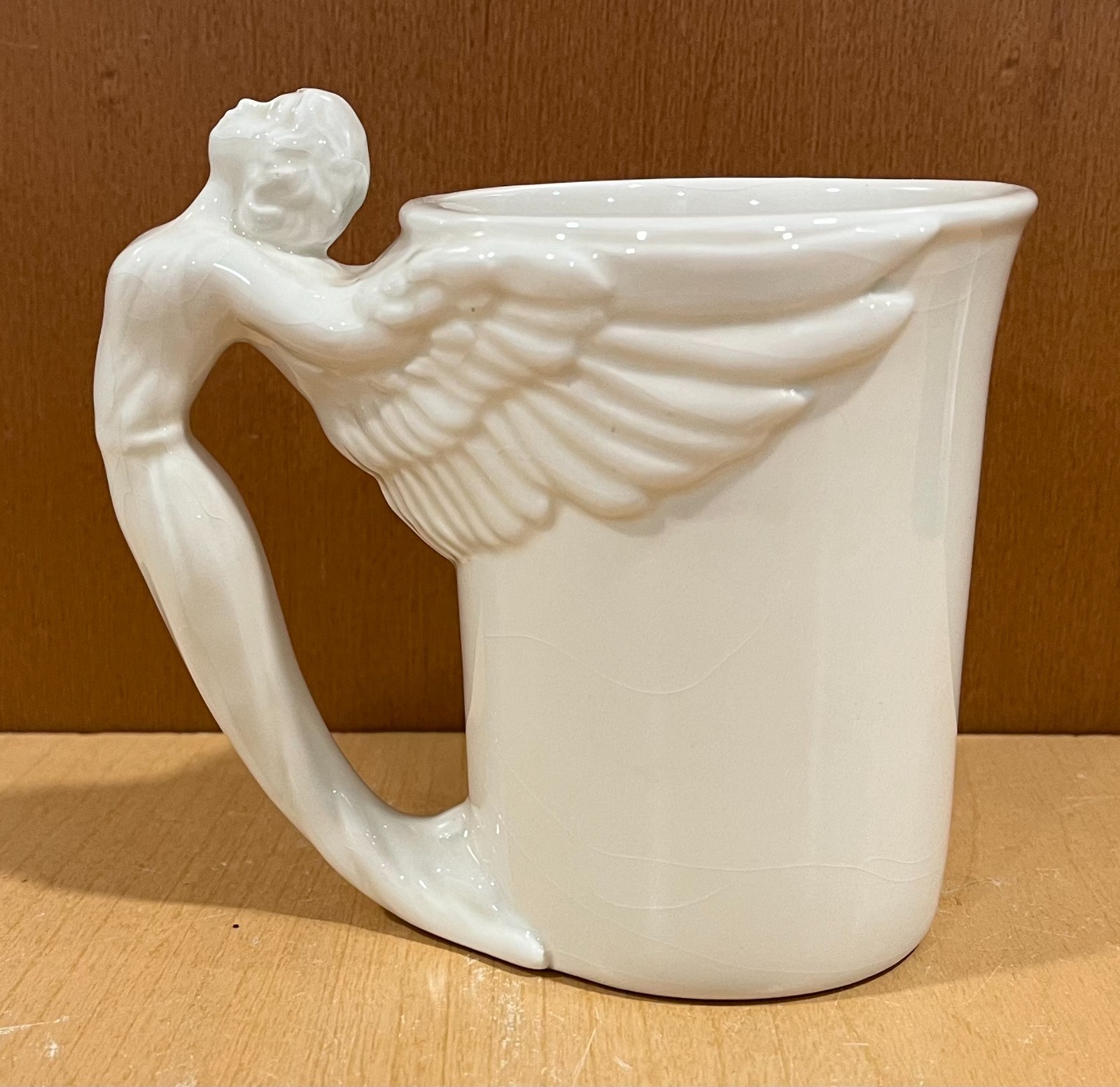 Angel Mug Set of 2 1994 McConnell Talus White Raised Design Wings