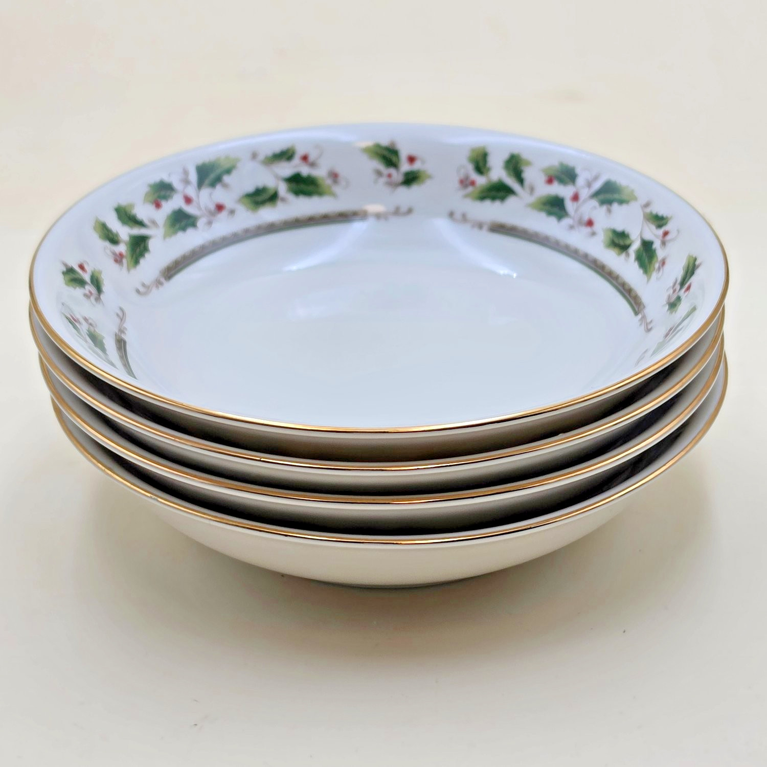 Royal Limited Holly Holiday 5.5″ Porcelain Fruit Bowls Set 4 Christmas Gold Trim
