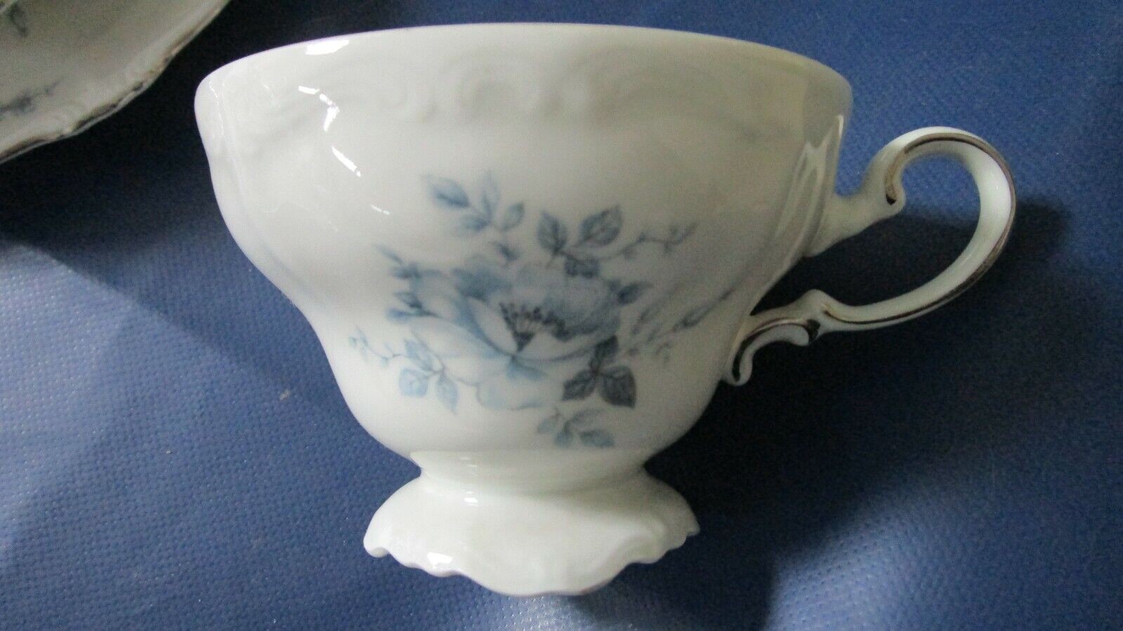 Johann Haviland Blue Bouquet Platinum Setting 7pcs /Cups Saucers/Trays Pick1