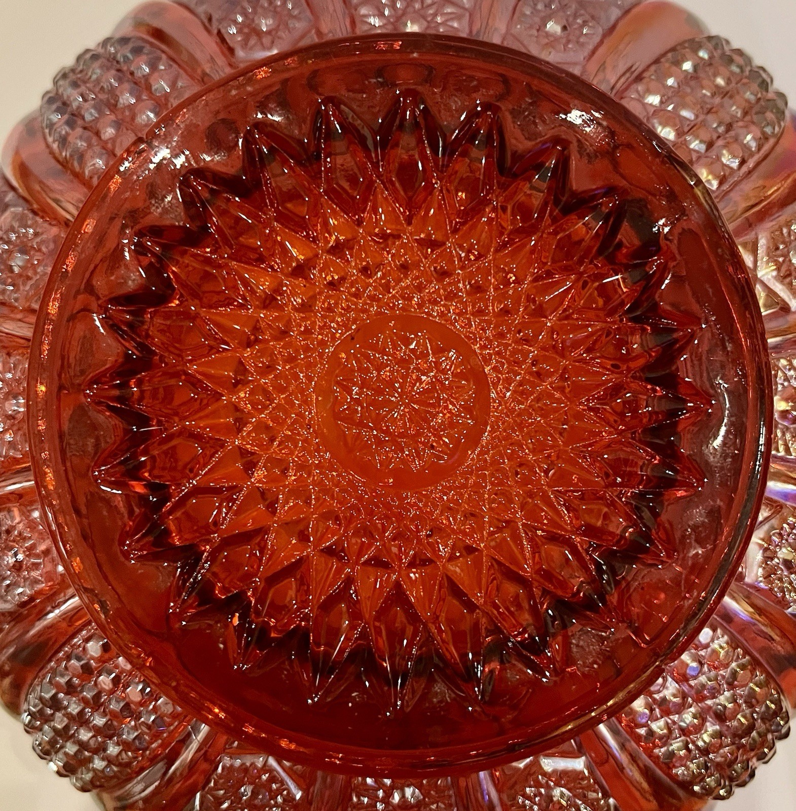 VTG Indiana Glass Heirloom Sunset Carnival Iridescent Bowl 6 1/4” D x 4” H