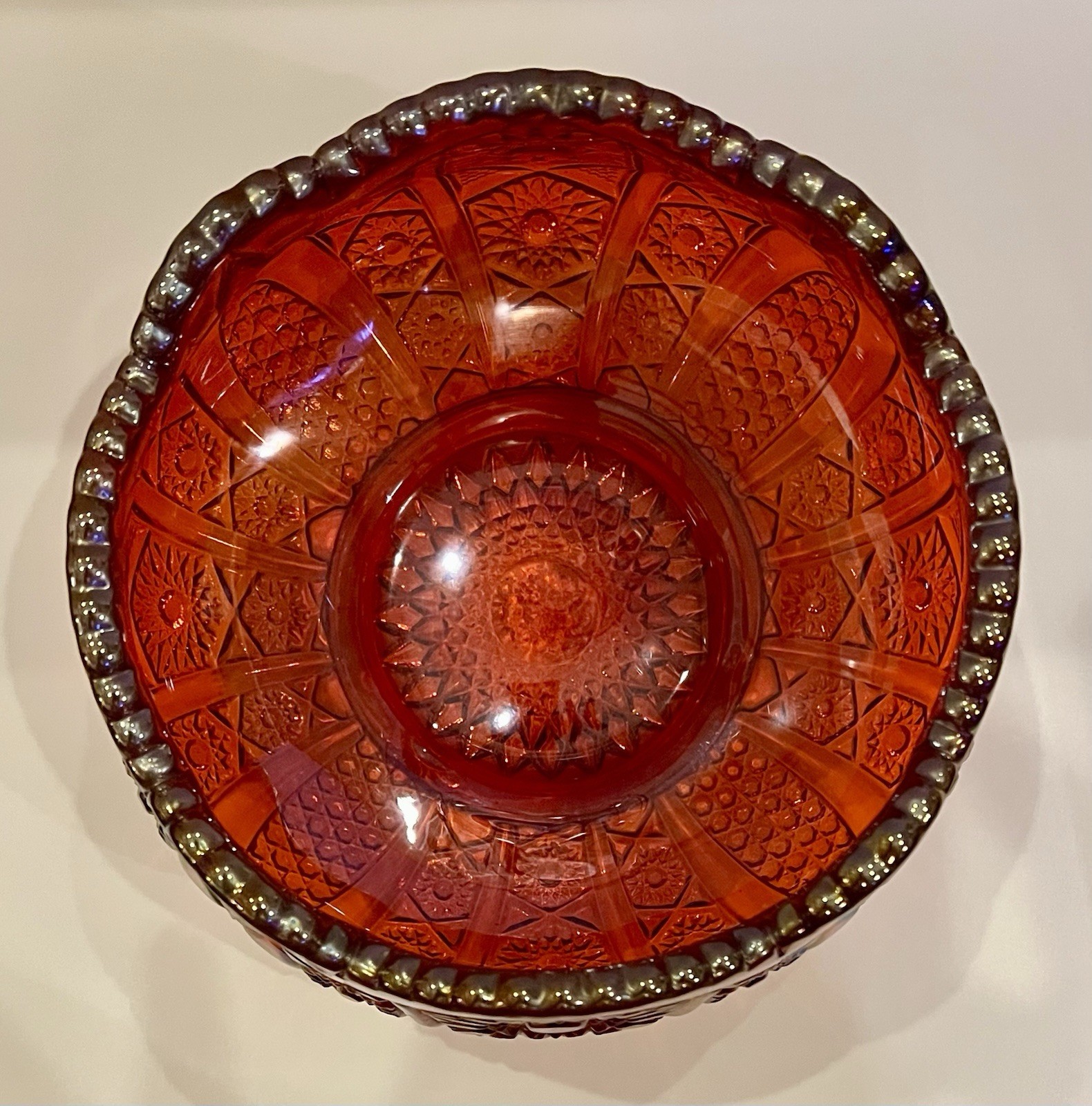 VTG Indiana Glass Heirloom Sunset Carnival Iridescent Bowl 6 1/4” D x 4” H