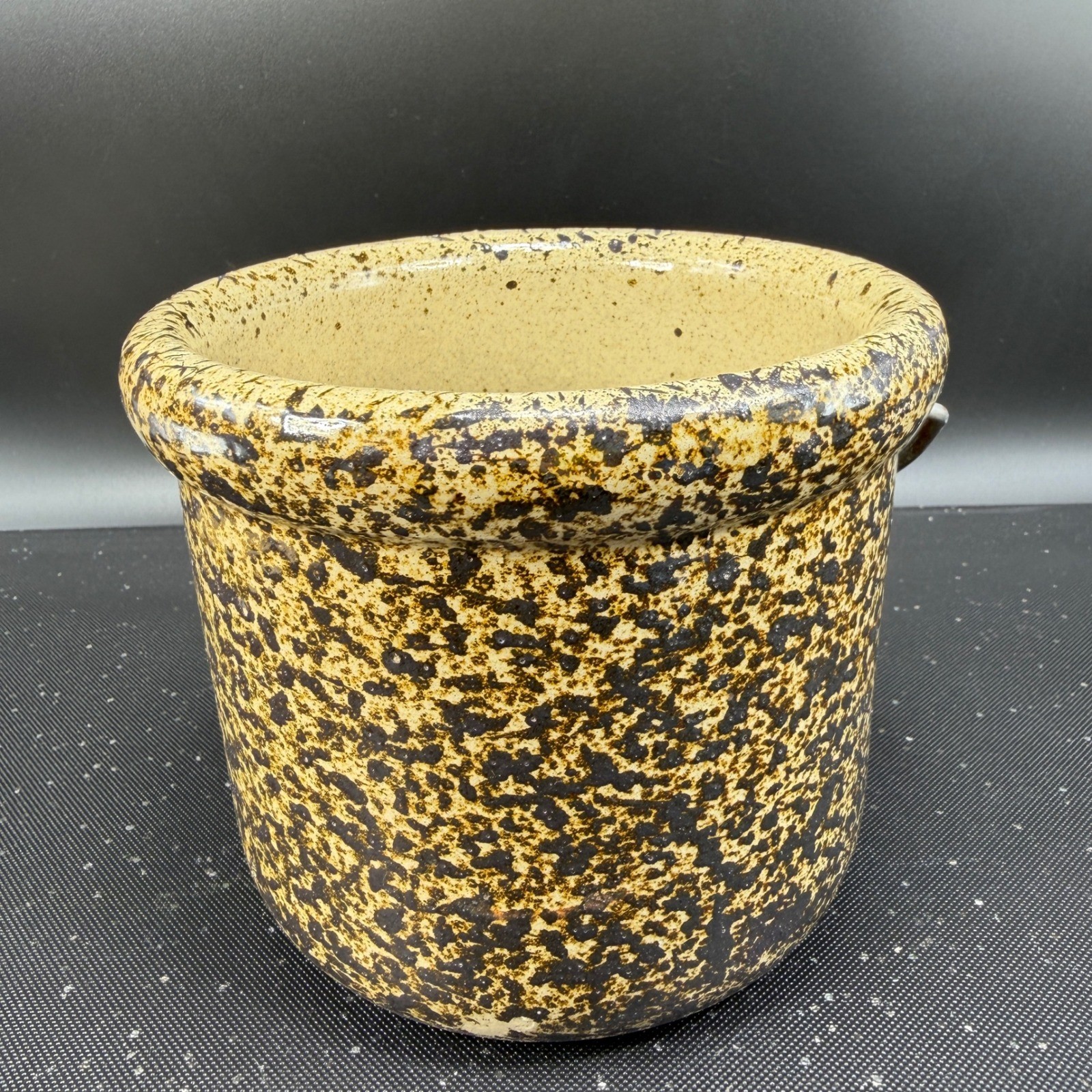 Moira Pottery England Ceramic Crock Spatterware Planter Metal Handle Brown Tan