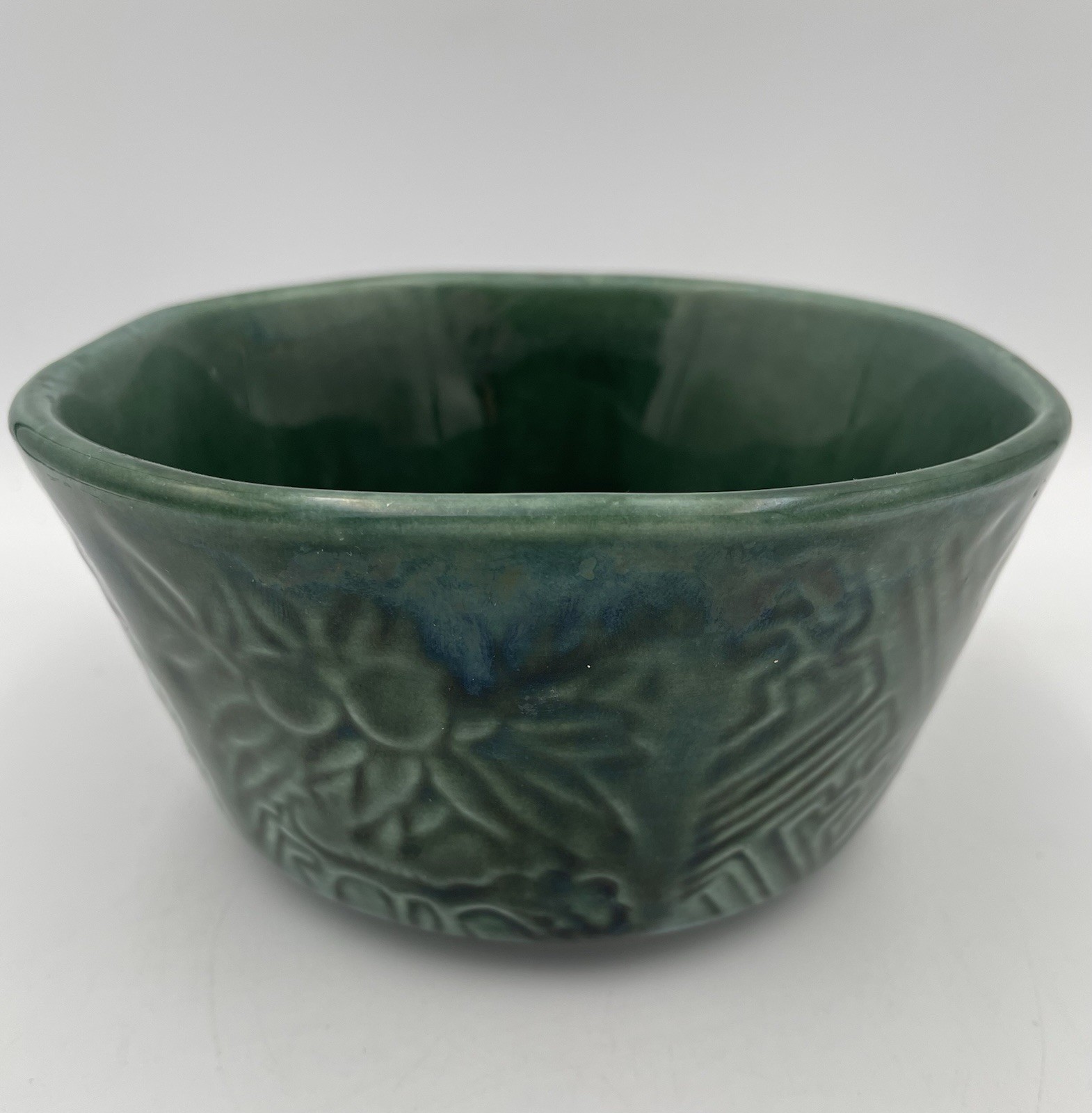 Hull Pottery USA F87 Bowl Dish Dark Green Drip Glaze Octagon 5.25” x 5.25” MCM