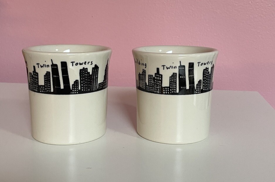 Homer Laughlin New York Skyline Coffee Mugs X2 Twin Towers Woolworth USA